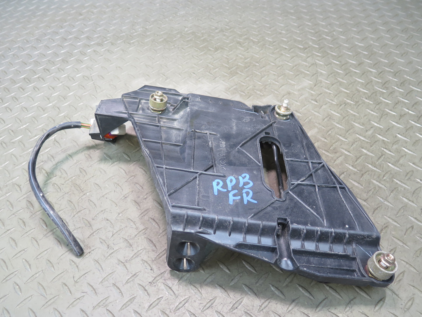 2005-2008 Porsche Boxster 987 Front Right Side Headlight Lamp Mount Bracket