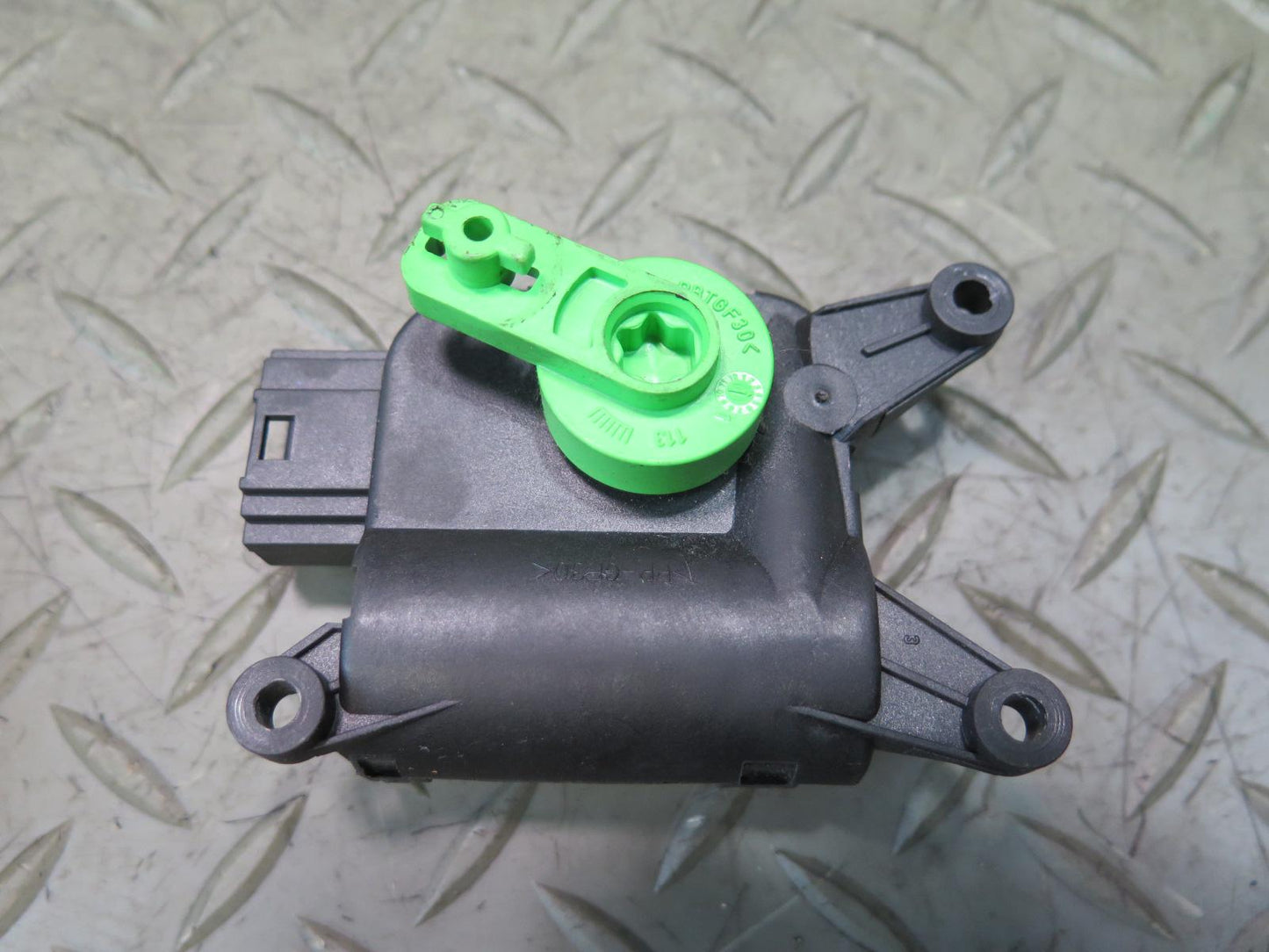 2005-2012 Porsche Boxster 987 A/C Heater Flap Door Actuator Motor Set of 4