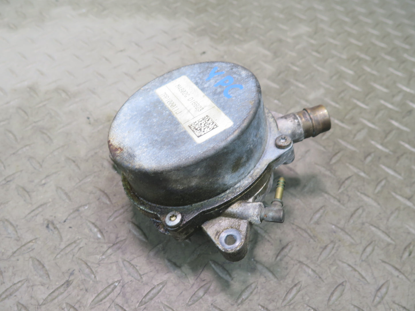 2011-2018 Porsche Cayenne 958 4.8L Engine Motor Brake Vacuum Pump 94811005006