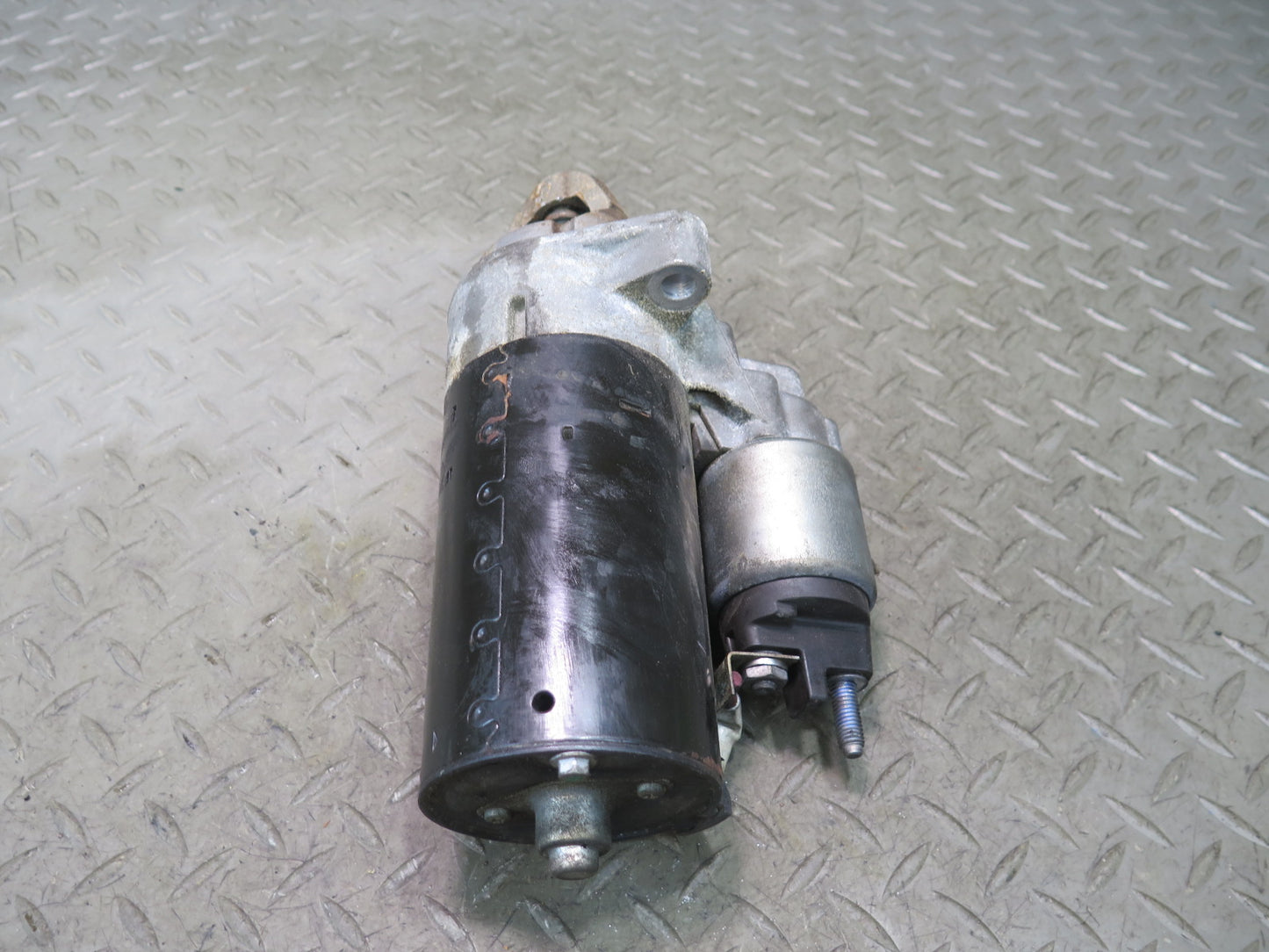2011-2018 Porsche Cayenne 958 4.8L Engine Starter Motor 94860421401 OEM