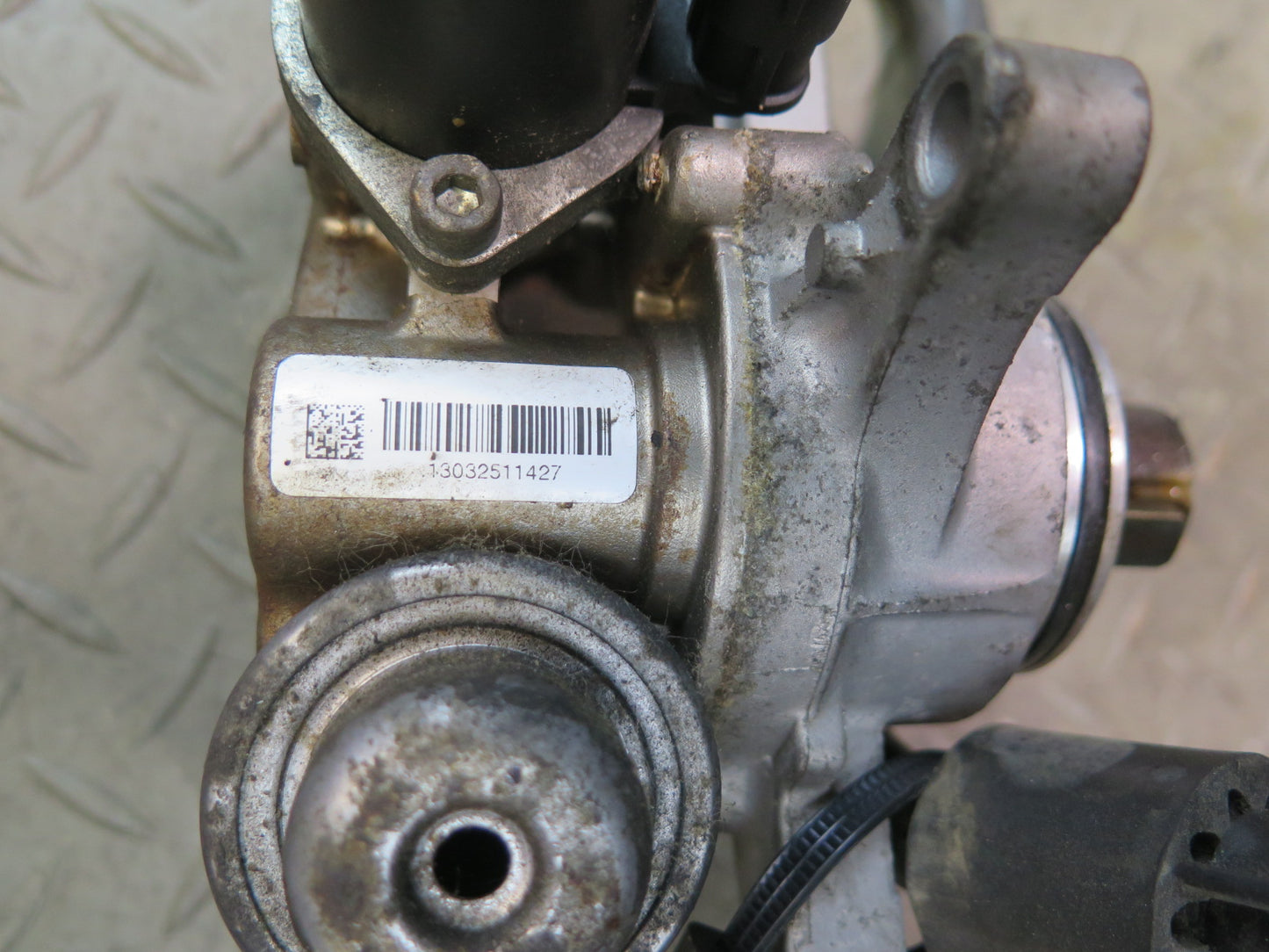 2011-2014 Porsche Cayenne 958 4.8L NON Turbo High Pressure Fuel Pump