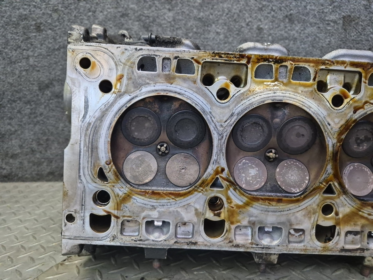 13-14 Porsche Cayenne 958 GTS 4.8L M48.02 Engine Right Cylinder Head w Camshafts