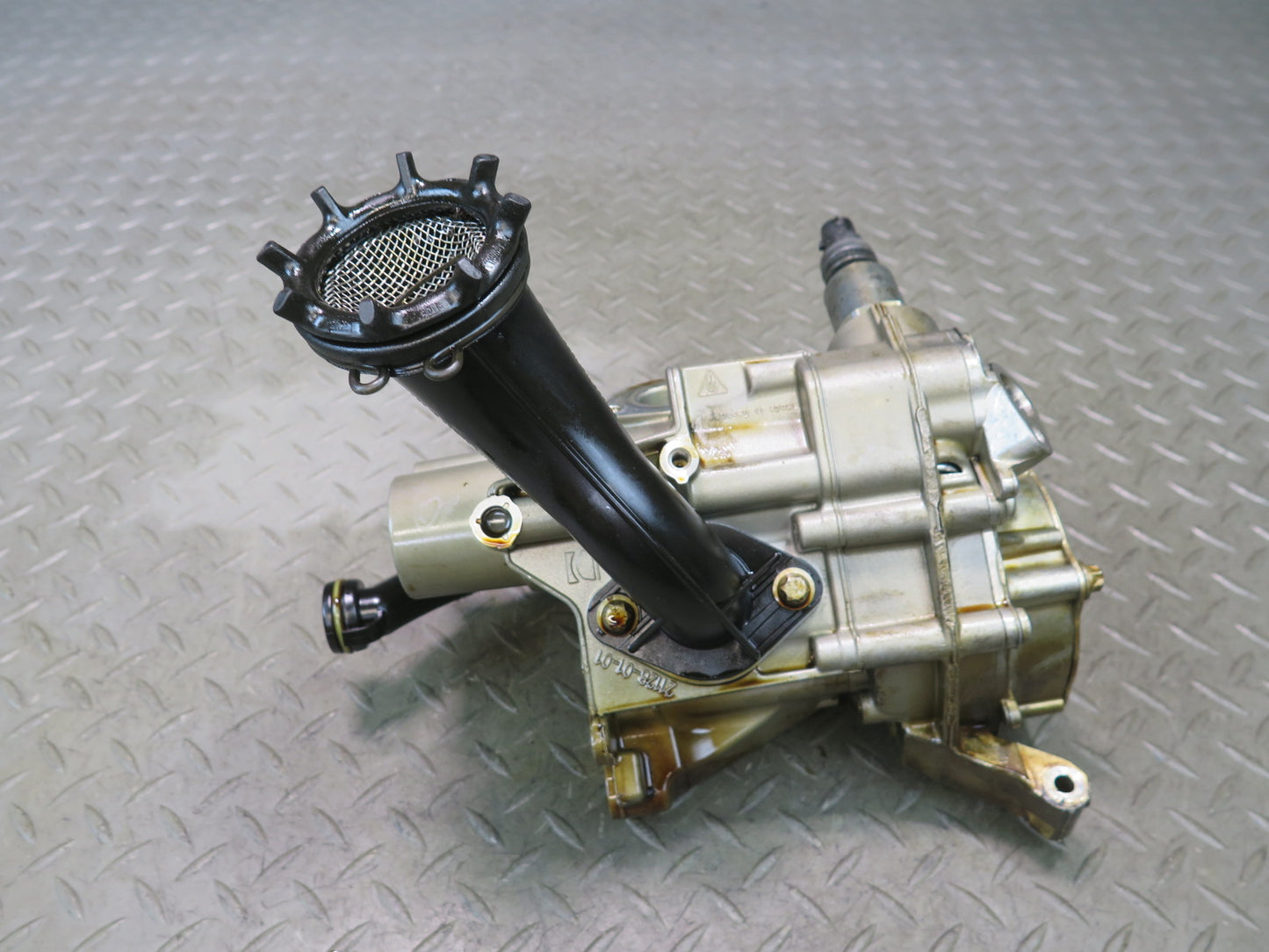 2011-2014 Porsche Cayenne 958 4.8L NON Turbo Engine Motor Oil Pump w Pickup Tube