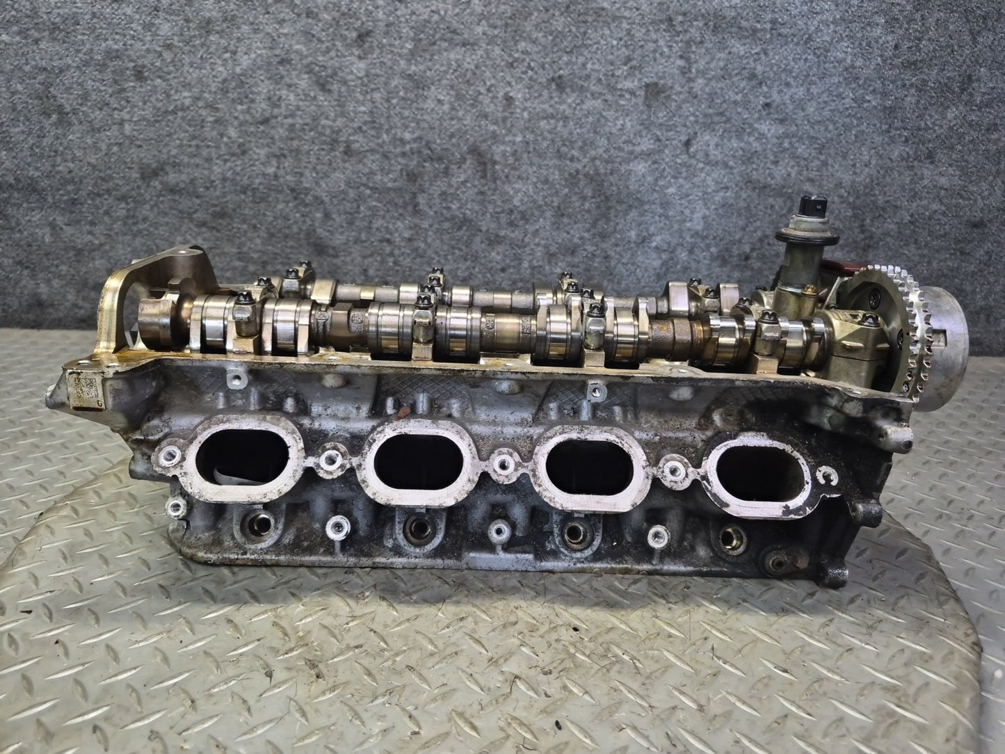 13-14 Porsche Cayenne 958 GTS 4.8L M48.02 Engine Left Cylinder Head w Camshafts