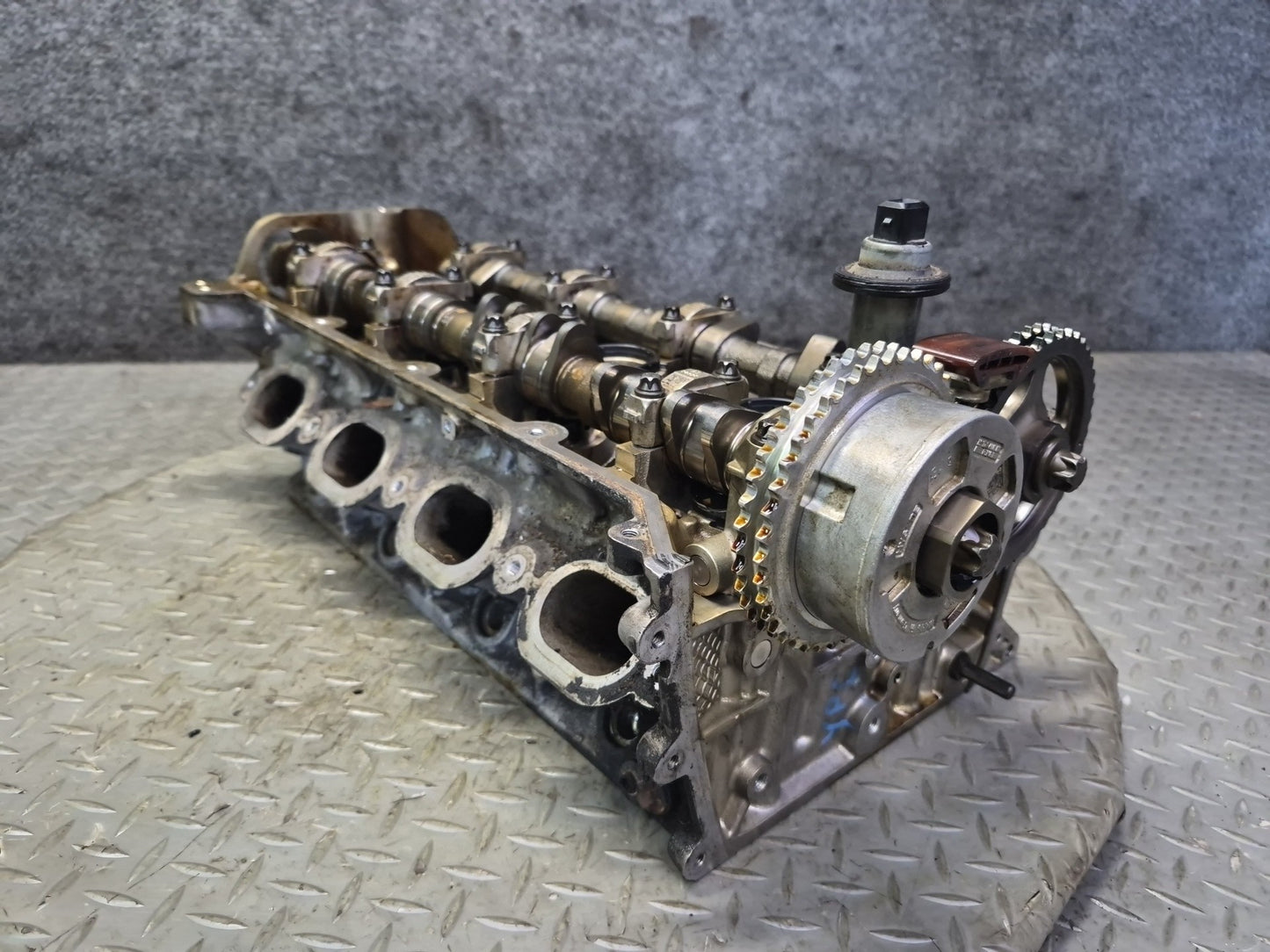 13-14 Porsche Cayenne 958 GTS 4.8L M48.02 Engine Left Cylinder Head w Camshafts