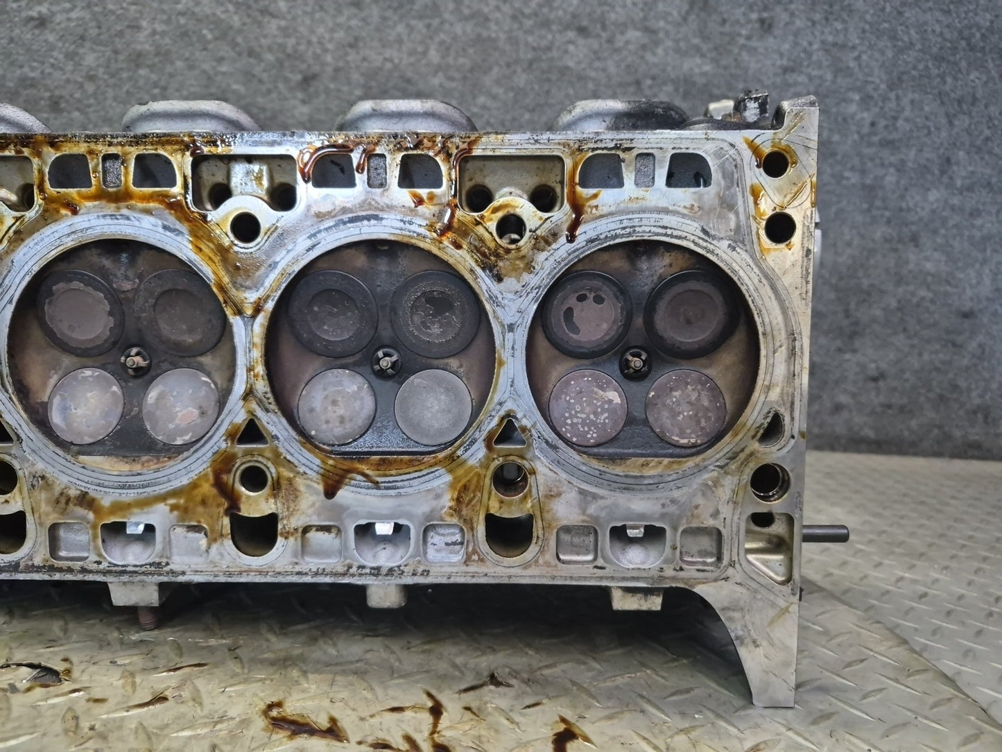 13-14 Porsche Cayenne 958 GTS 4.8L M48.02 Engine Left Cylinder Head w Camshafts