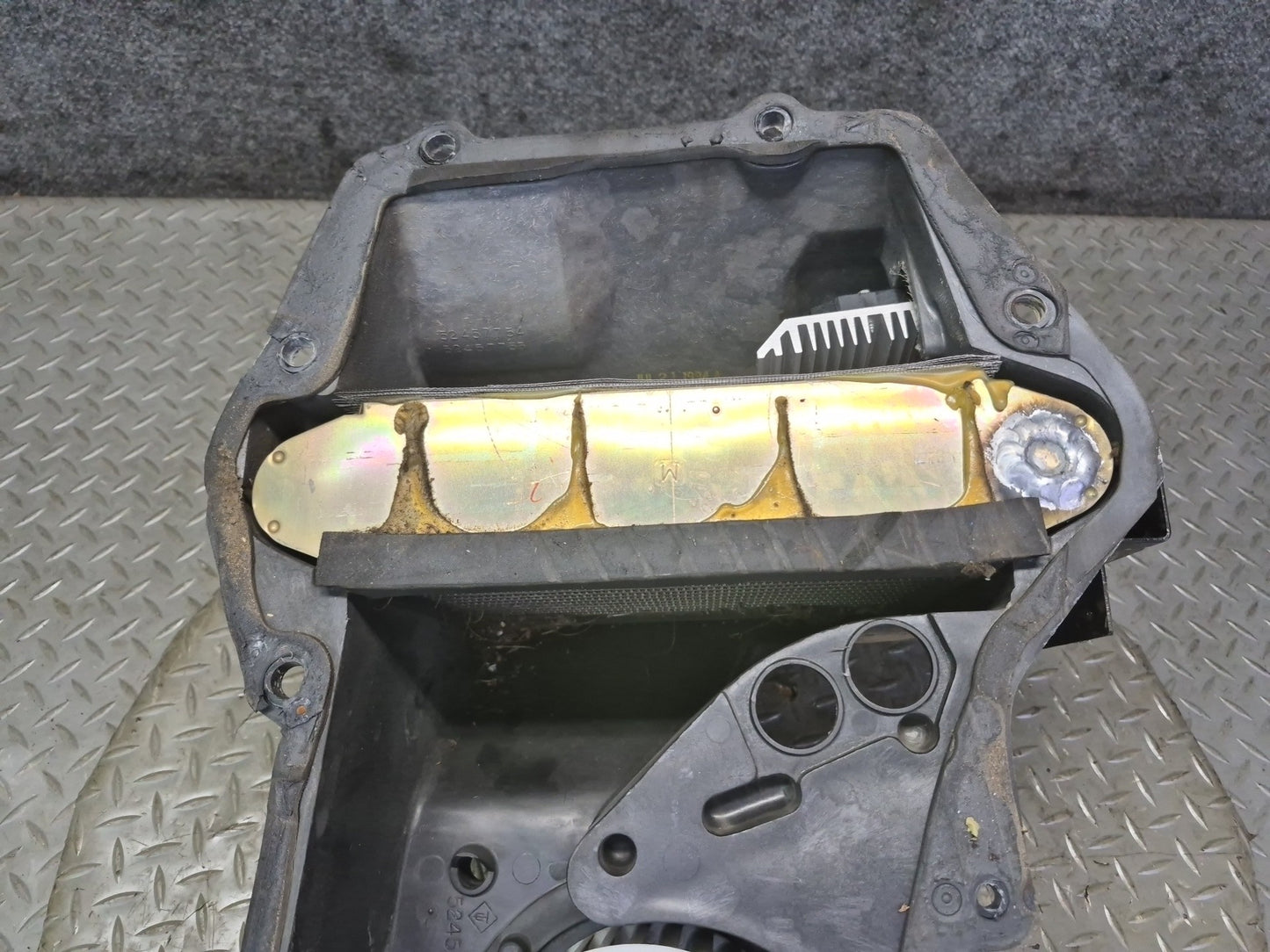94-96 Chevrolet Corvette C4 Hvac A/C Evaporator Blower Motor Climate Box OEM