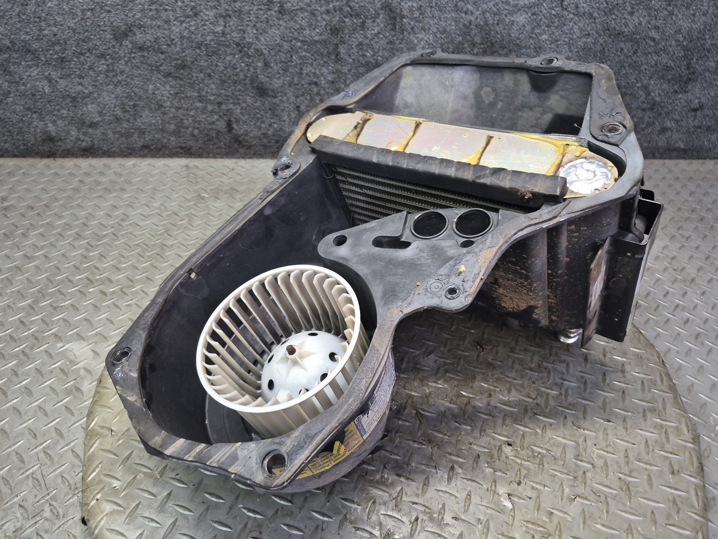 94-96 Chevrolet Corvette C4 Hvac A/C Evaporator Blower Motor Climate Box OEM