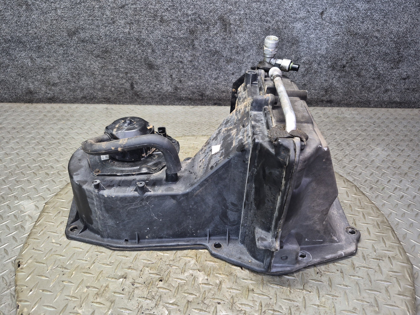 94-96 Chevrolet Corvette C4 Hvac A/C Evaporator Blower Motor Climate Box OEM