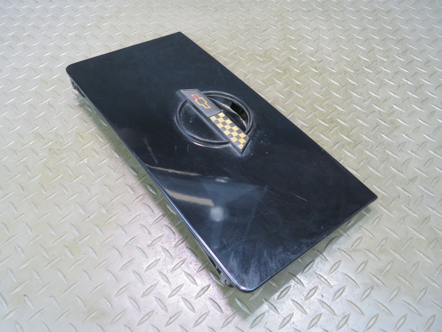 86-95 Chevrolet Corvette C4 Fuel Door Lid Cover w Emblem Logo OEM