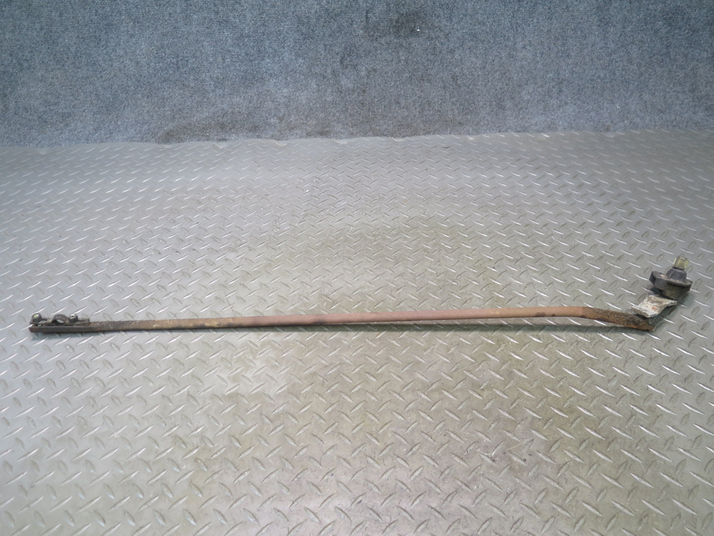 84-96 Chevrolet Corvette C4 Windshield Wiper Transmission Linkage w Motor OEM