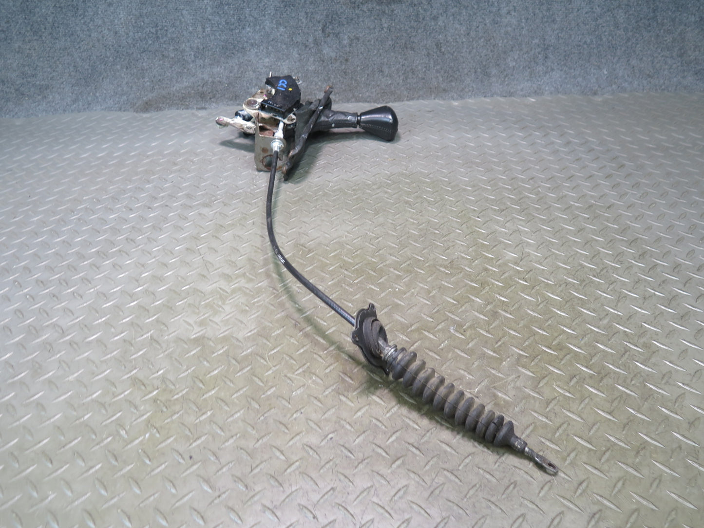 94-96 Chevrolet Corvette C4 A/T Automatic Transmission Shifter w Cable OEM