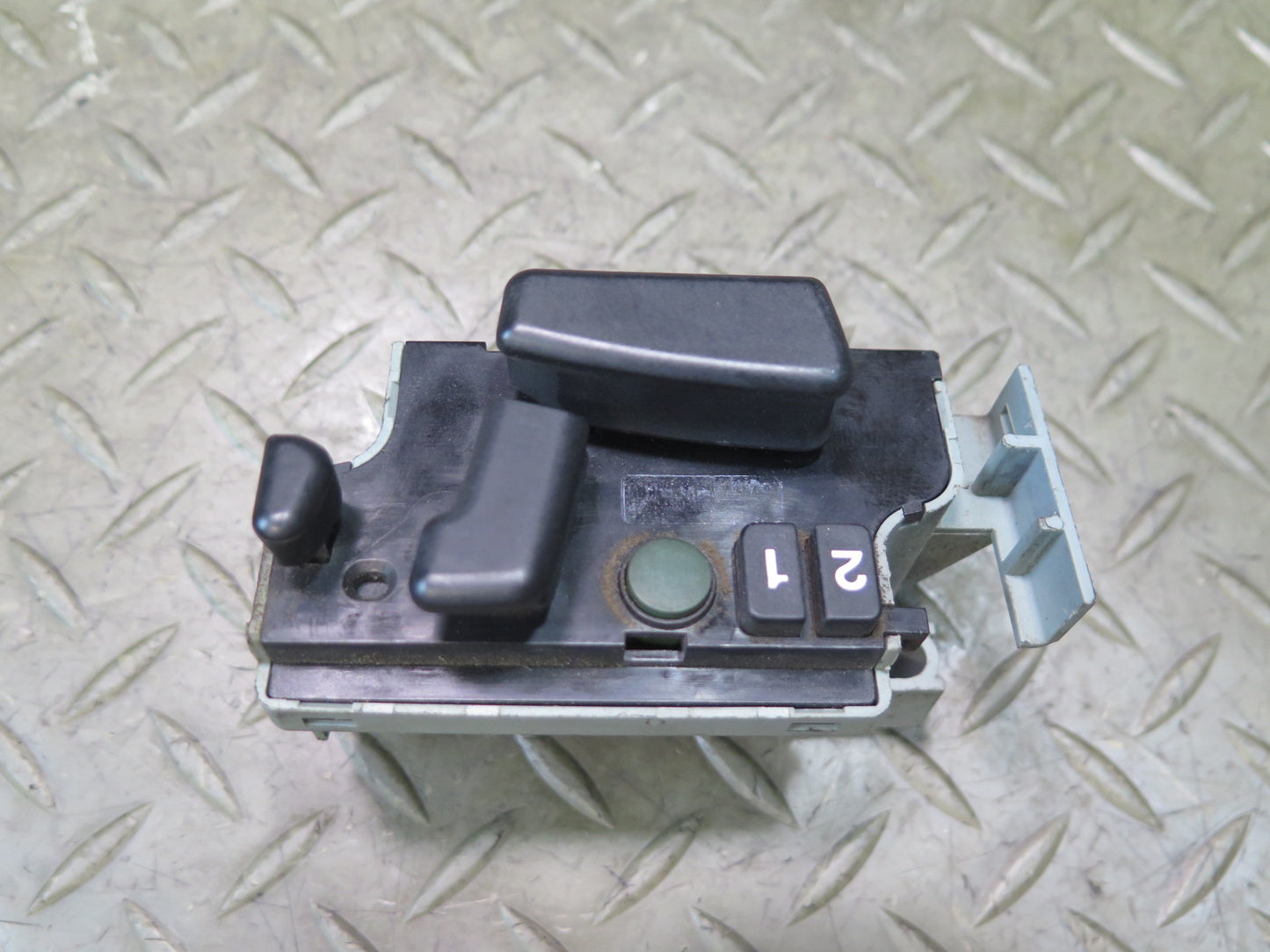 86-91 Mercedes W126 560SEL Front Right Pass Seat Adjustment Memory Switch OEM
