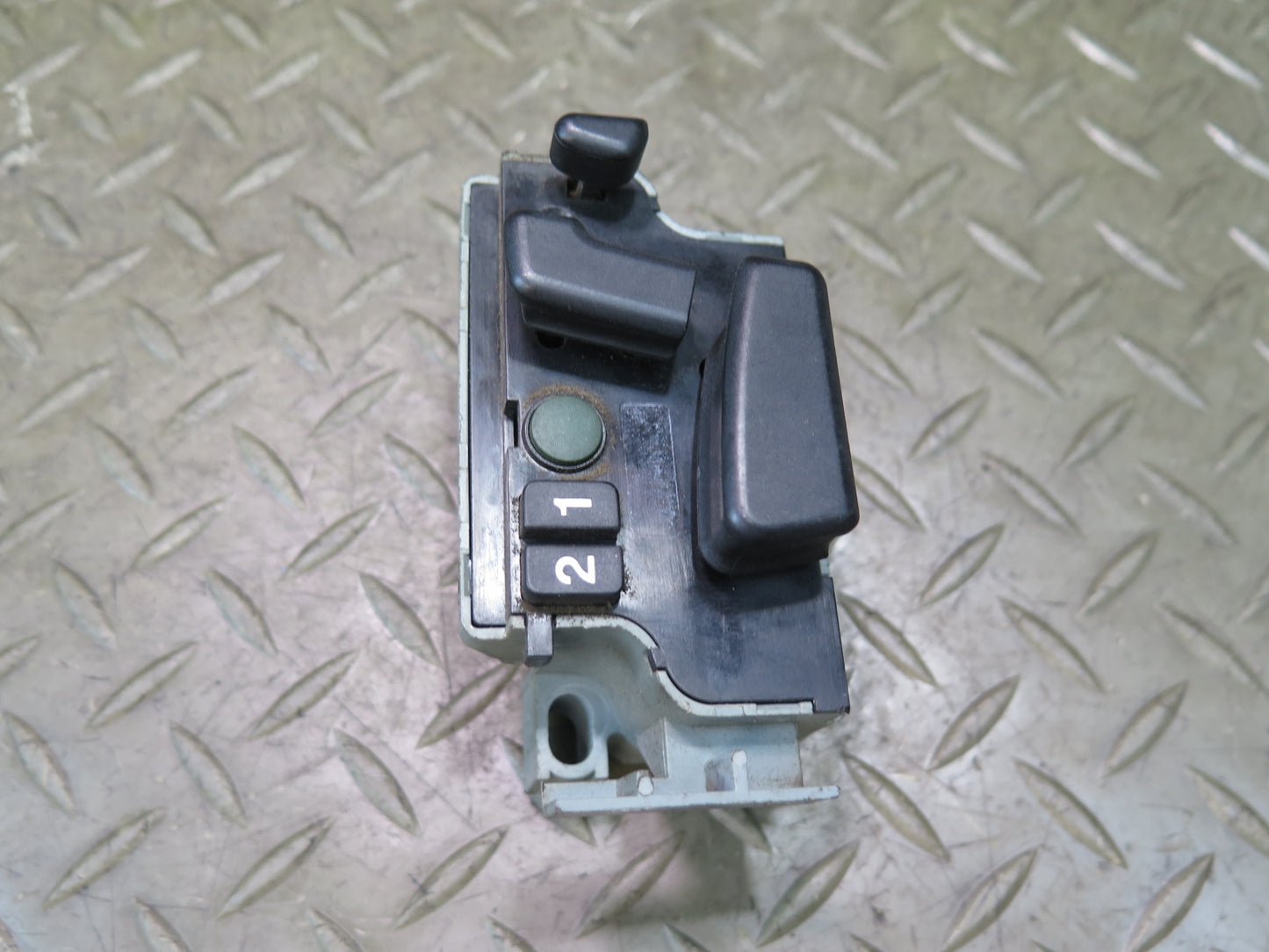 86-91 Mercedes W126 560SEL Front Right Pass Seat Adjustment Memory Switch OEM