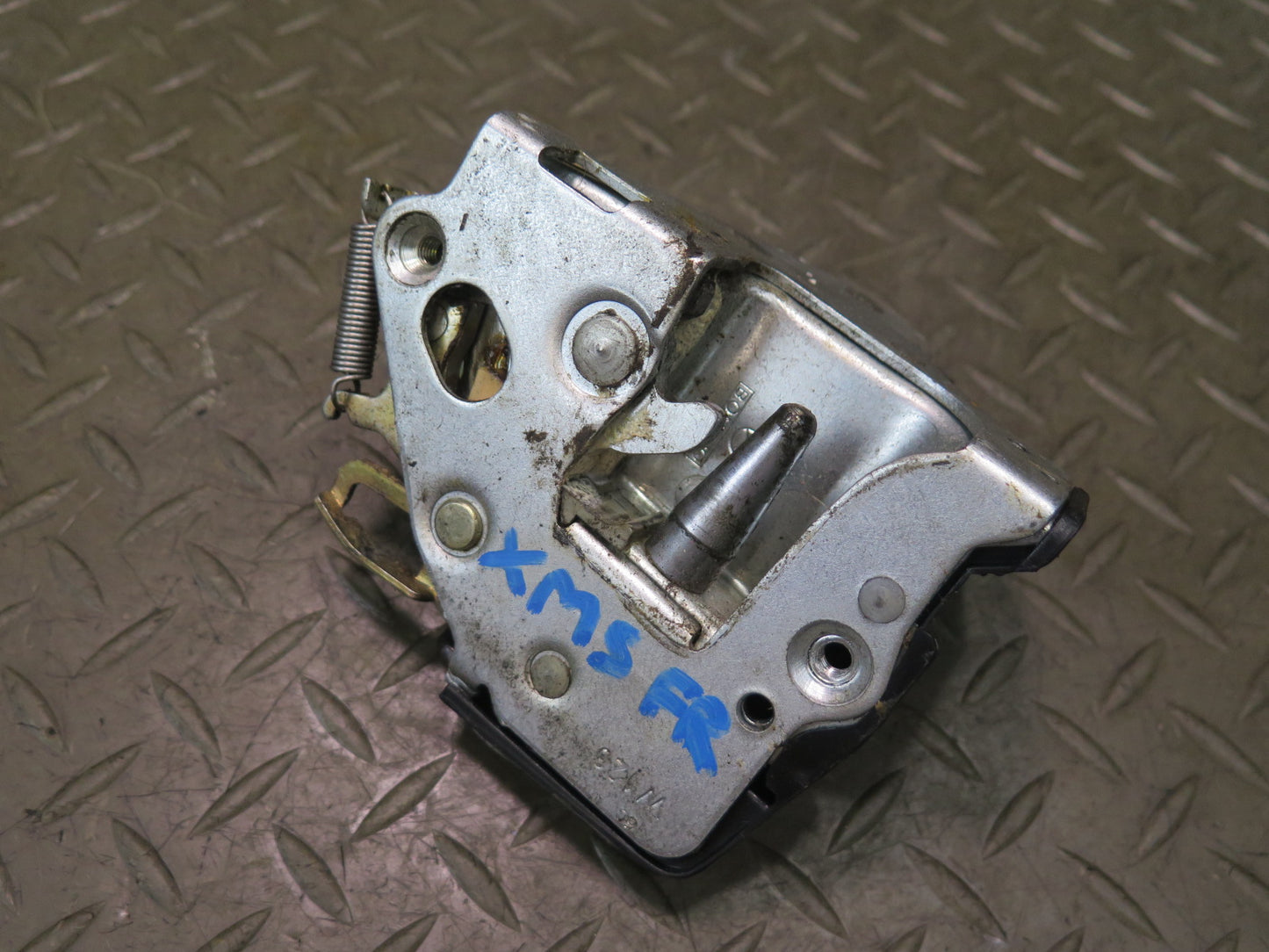 86-91 Mercedes W126 560SEL Front Right Door Lock Latch OEM
