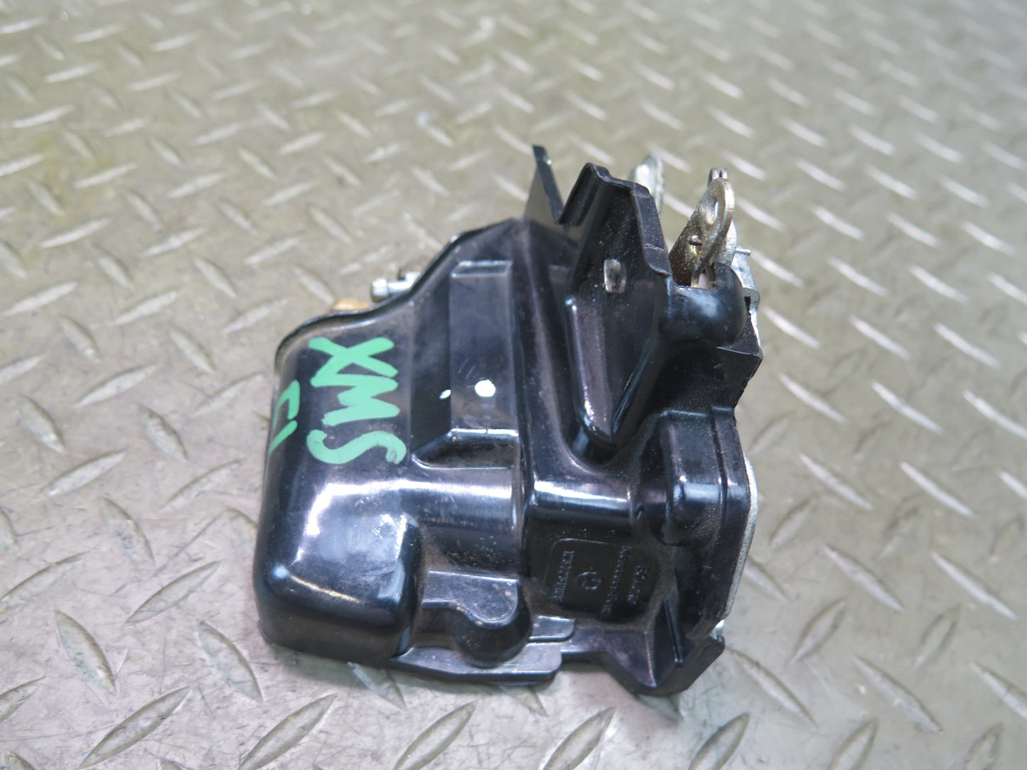 86-91 Mercedes W126 560SEL Front Left Door Lock Latch 1237230108 OEM