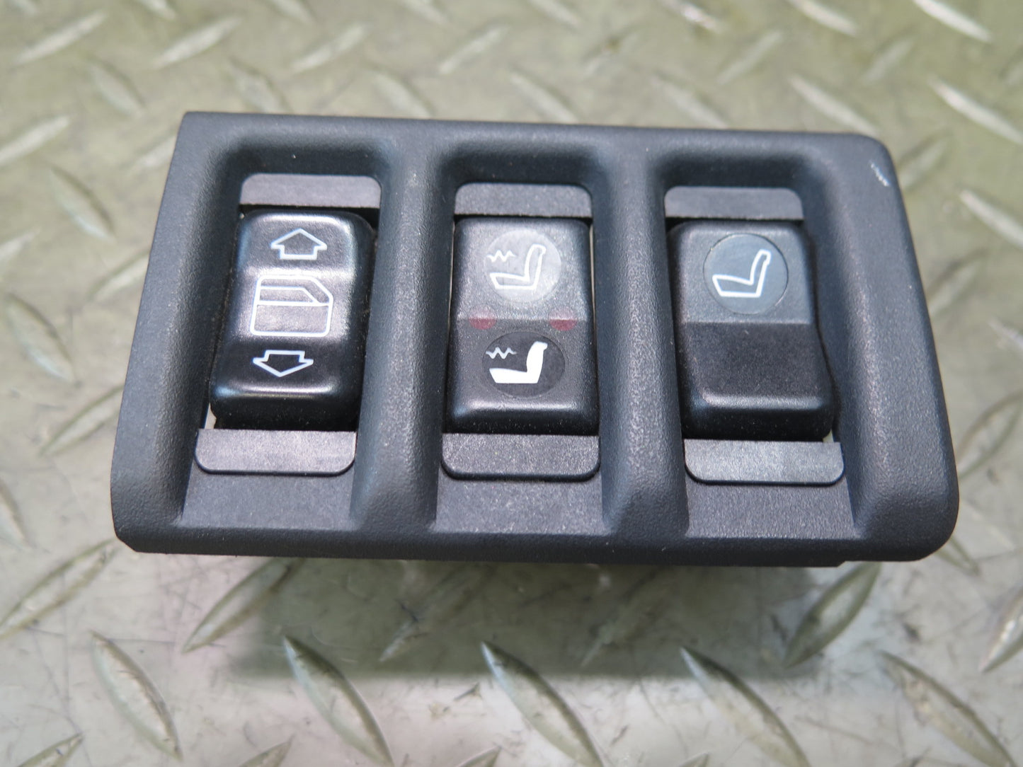 86-91 Mercedes W126 560SEL Rear Right Heated Seat Window Button Switch OEM