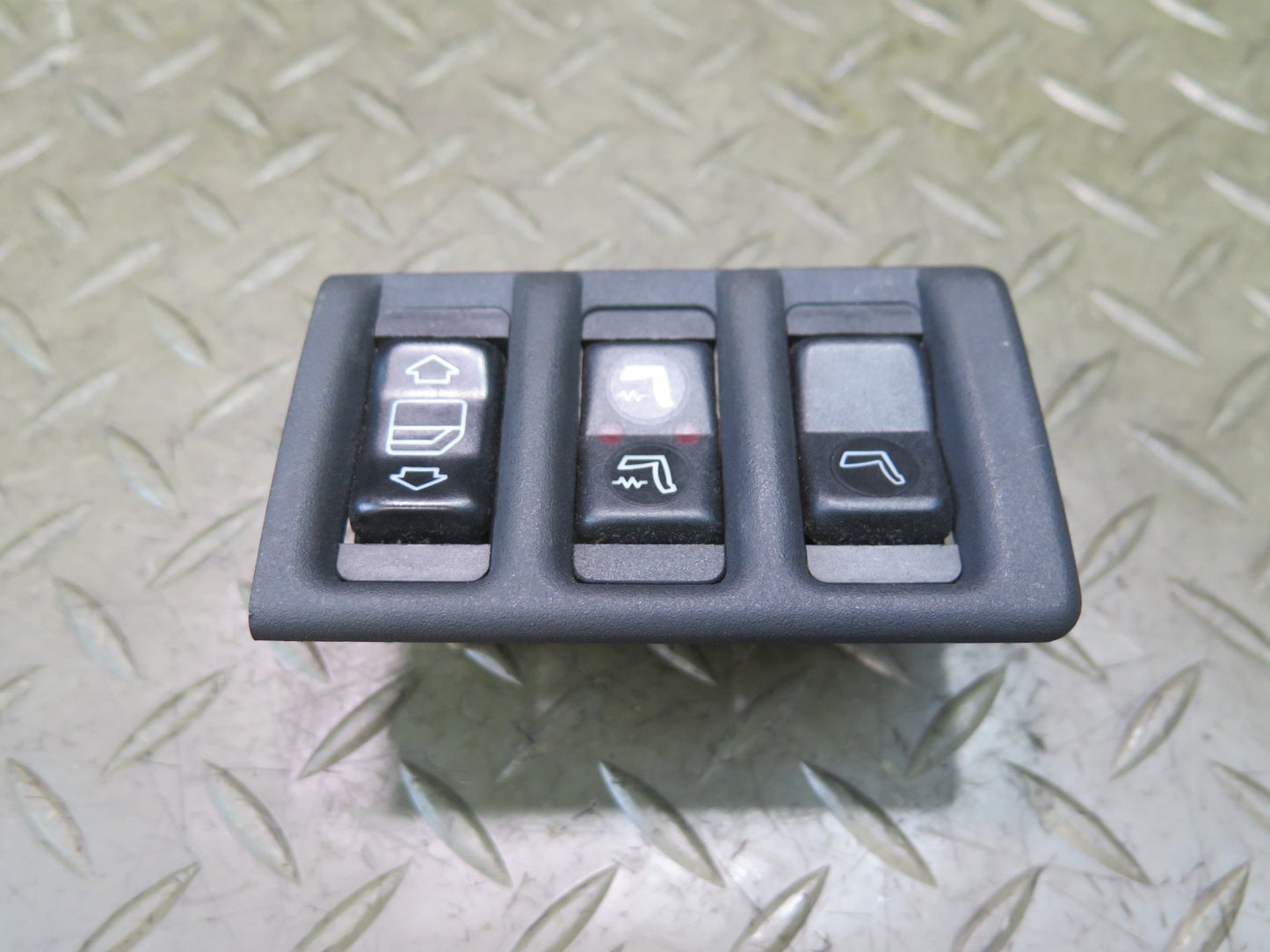 86-91 Mercedes W126 560SEL Rear Left Heated Seat Window Button Switch OEM