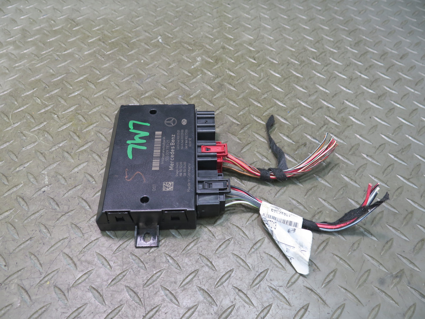 2012-2015 Mercedes X166 W166 Ml-class Trailer Hitch TOW Towing Control Module