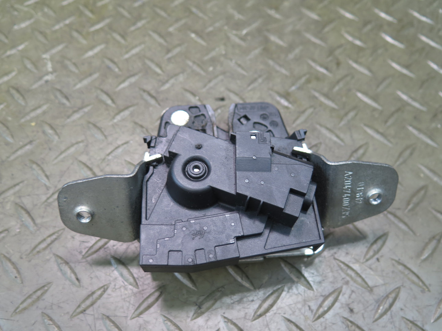 2012-2015 Mercedes X166 W166 Ml-class Rear Trunk Tailgate Lock Latch 2047400735