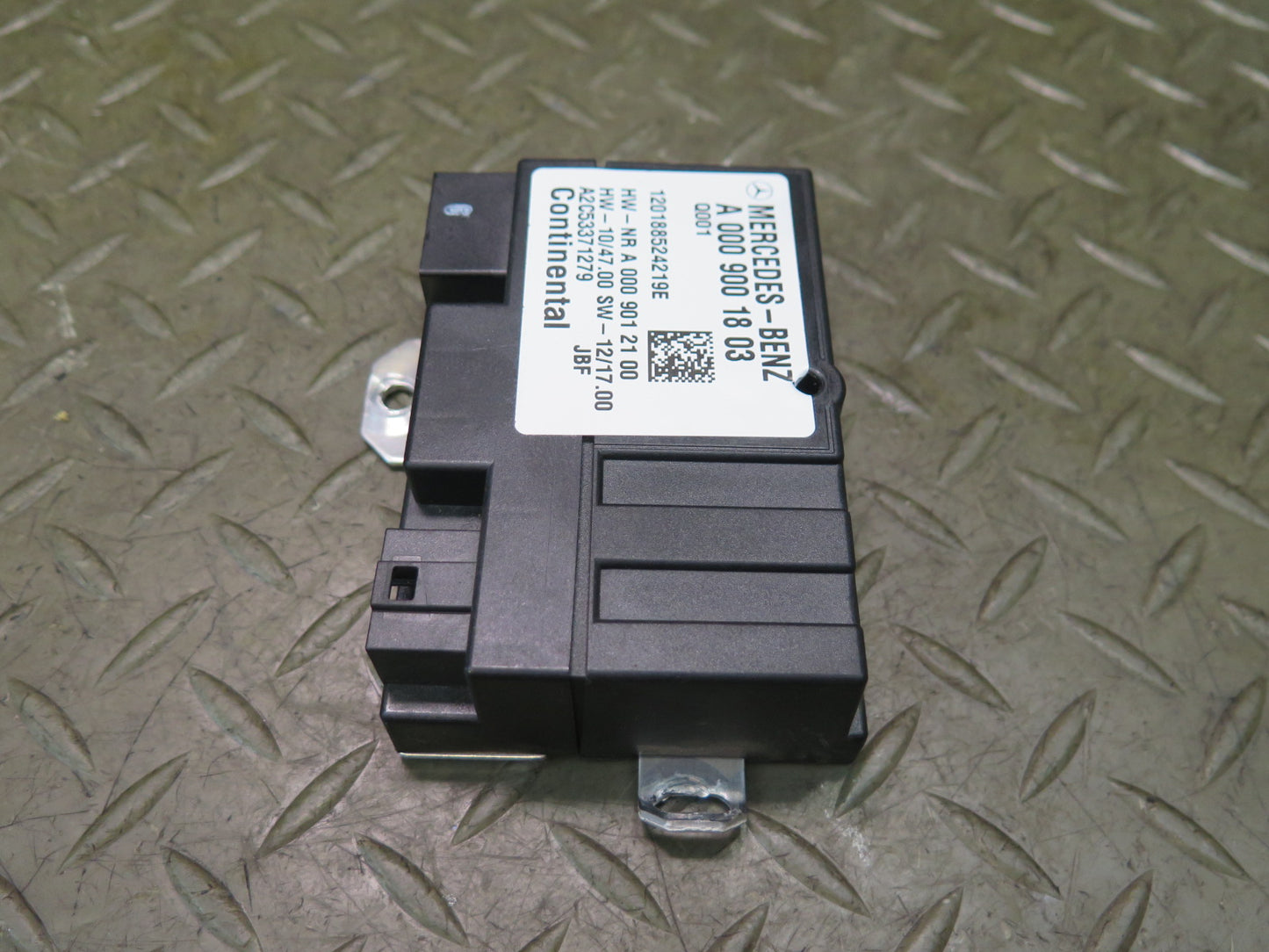 2012-2015 Mercedes X166 W166 Ml-class Fuel Pump Control Module 0009001803