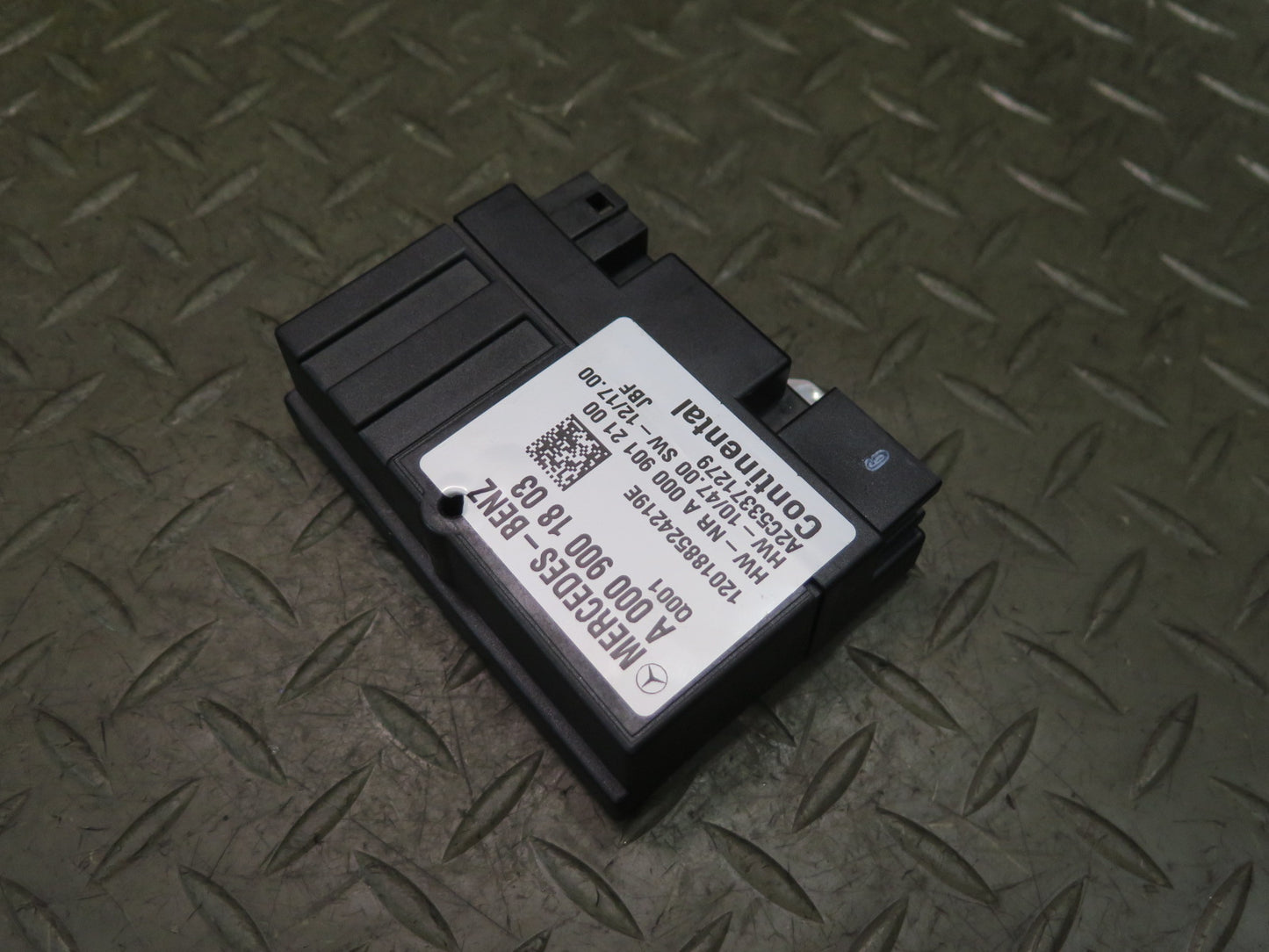 2012-2015 Mercedes X166 W166 Ml-class Fuel Pump Control Module 0009001803