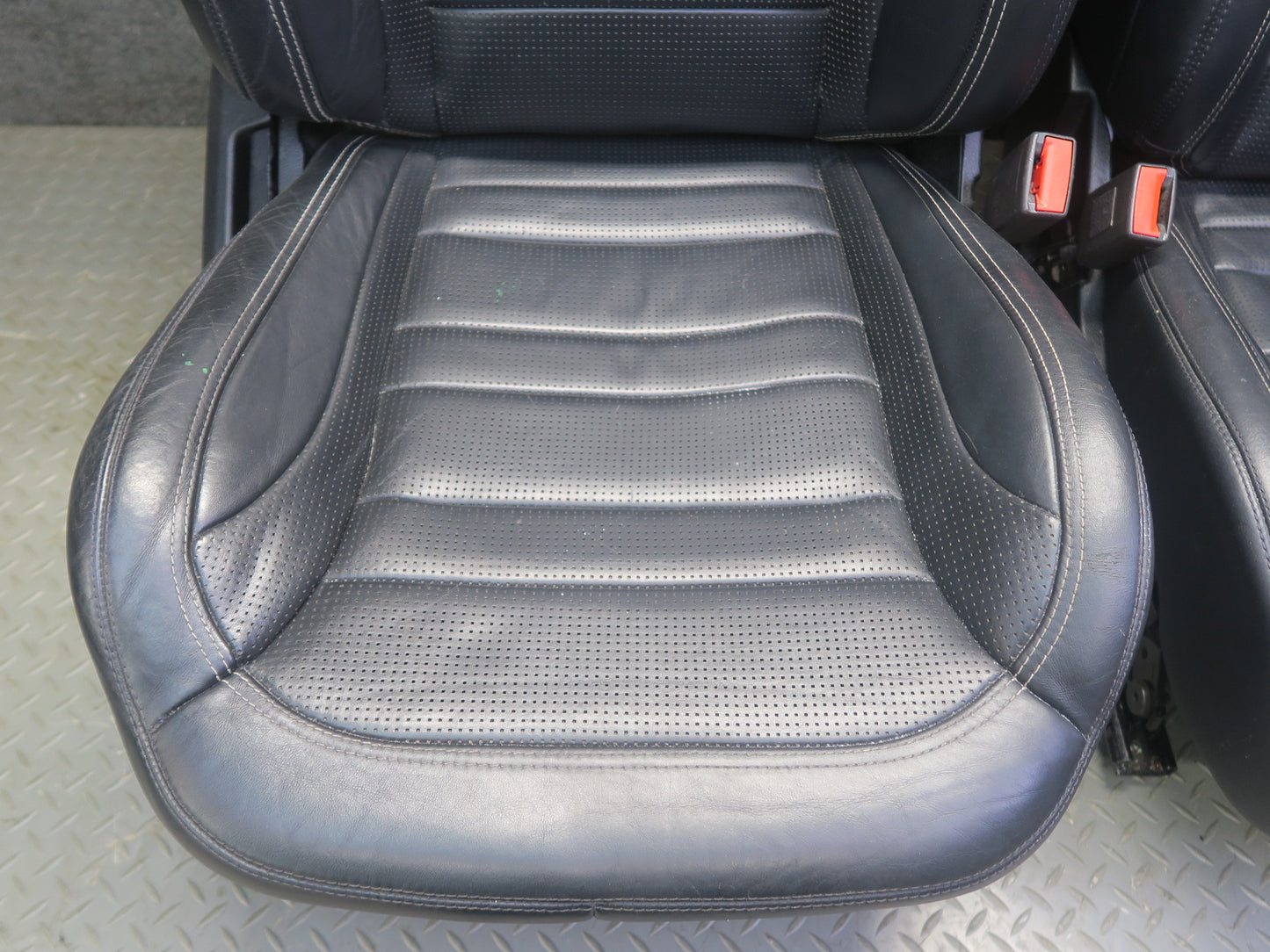12-15 Mercedes W166 ML AMG Front & Rear Leather Sport Seat Black Anthracite Set