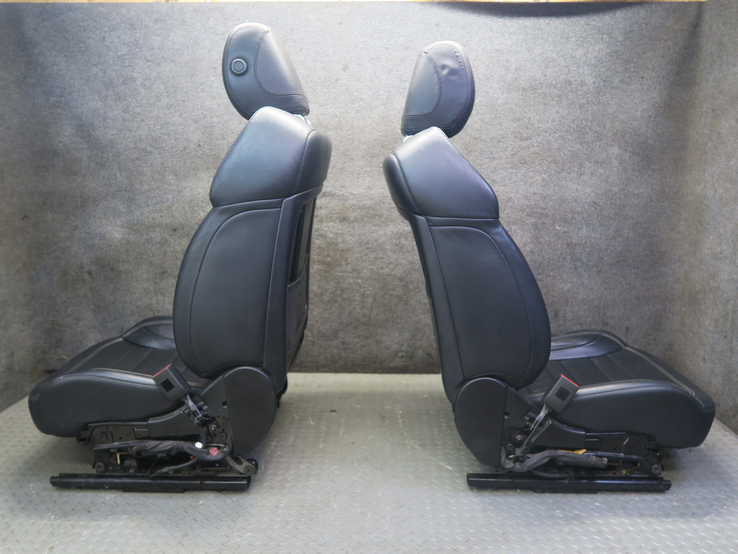12-15 Mercedes W166 ML AMG Front & Rear Leather Sport Seat Black Anthracite Set