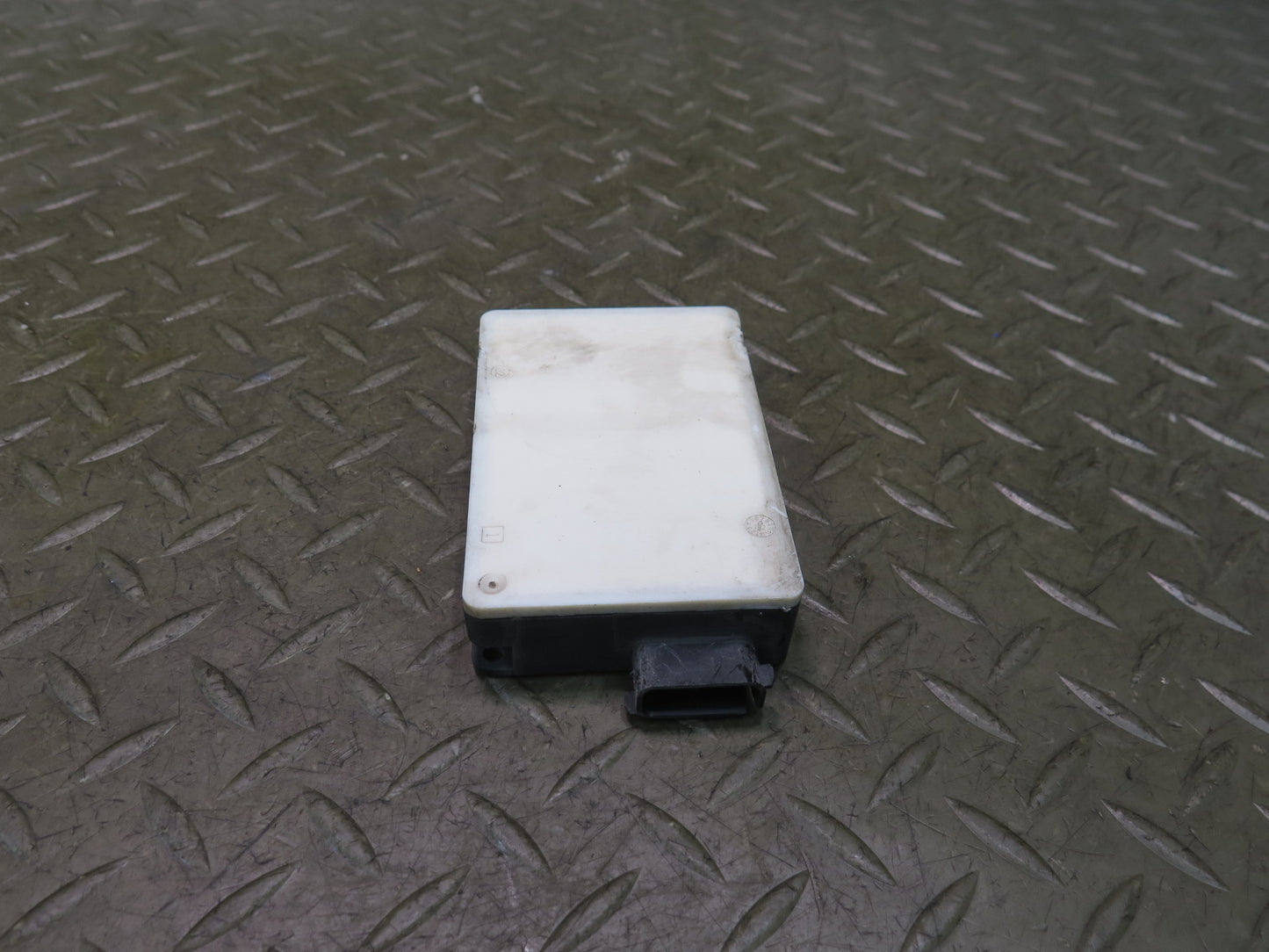 2012-2015 Mercedes X166 W166 Ml-class Blind Spot Distance Radar Sensor Module