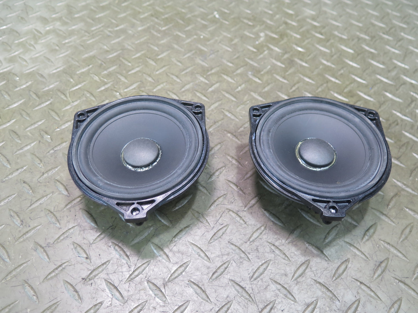 2012-2015 Mercedes X166 W166 Ml-class Rear Left or Right Door Speaker Set of 2