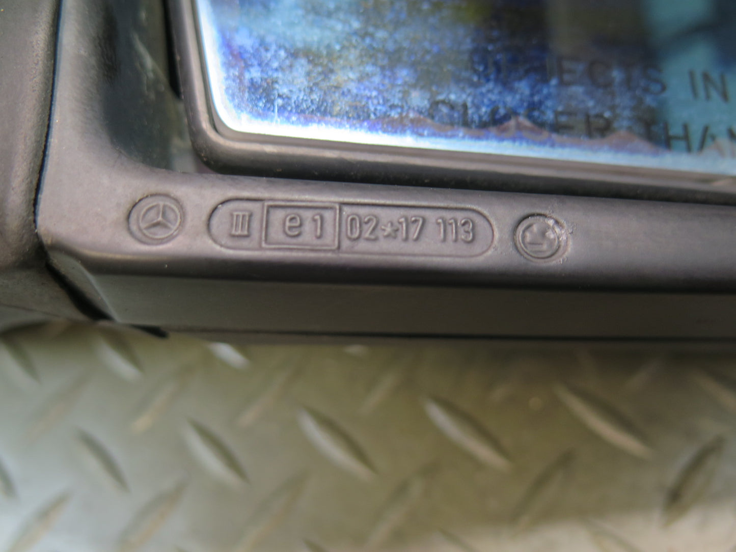86-91 Mercedes W126 Right Door Exterior Side View Mirror Glass Discoloration