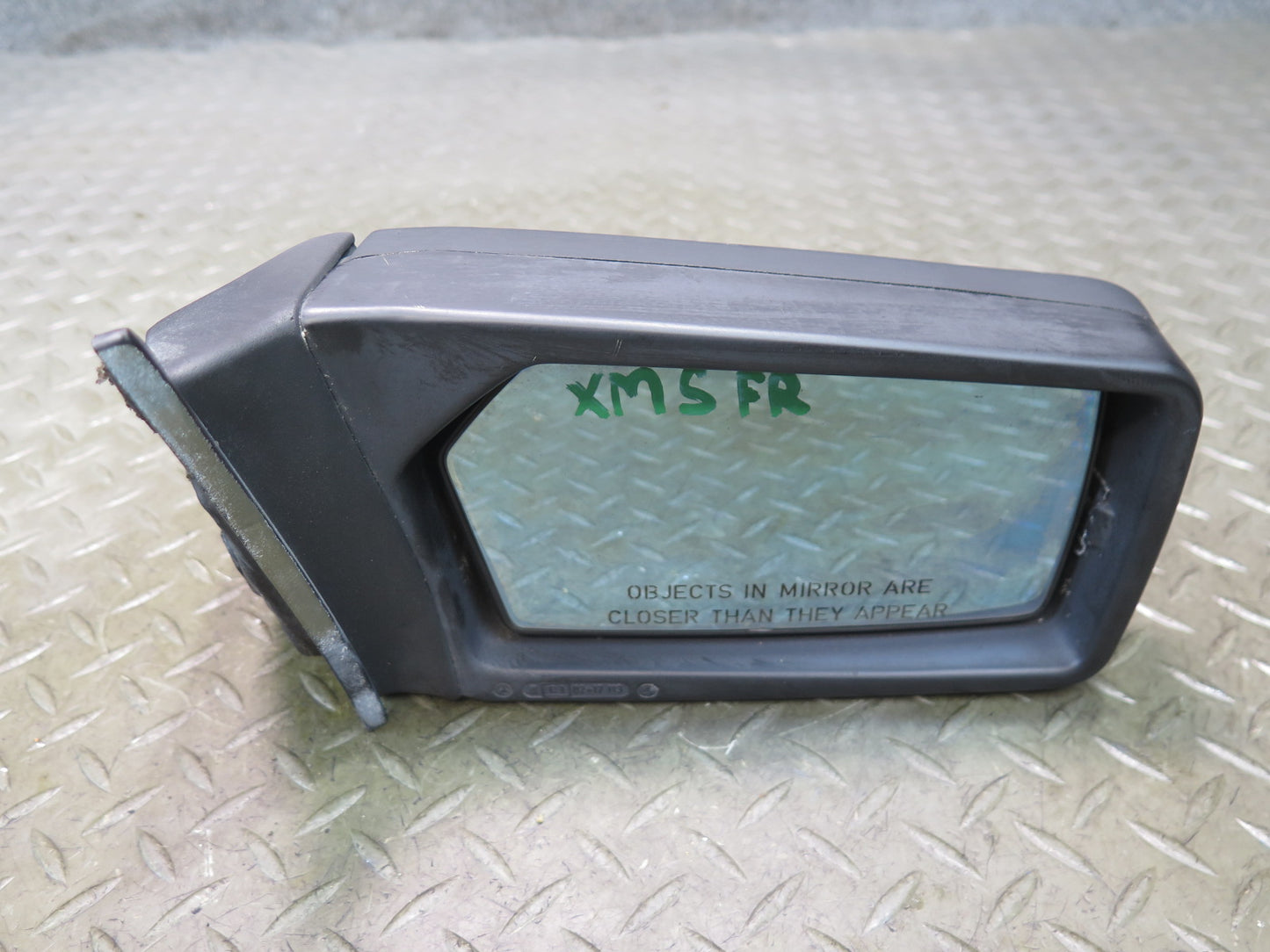86-91 Mercedes W126 Right Door Exterior Side View Mirror Glass Discoloration