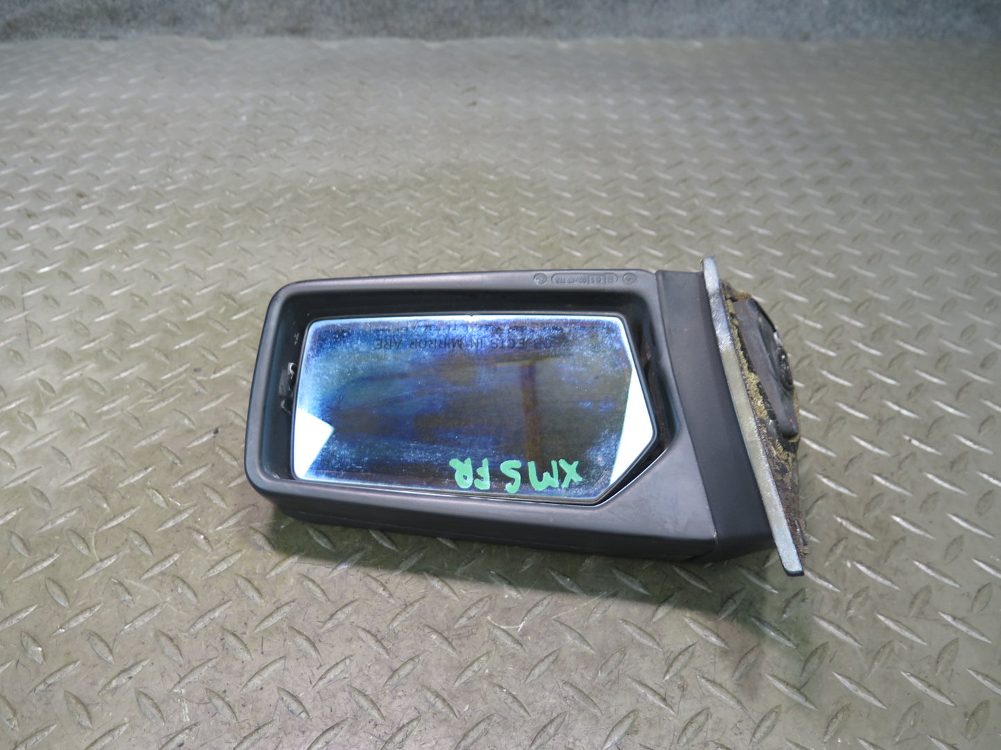 86-91 Mercedes W126 Right Door Exterior Side View Mirror Glass Discoloration