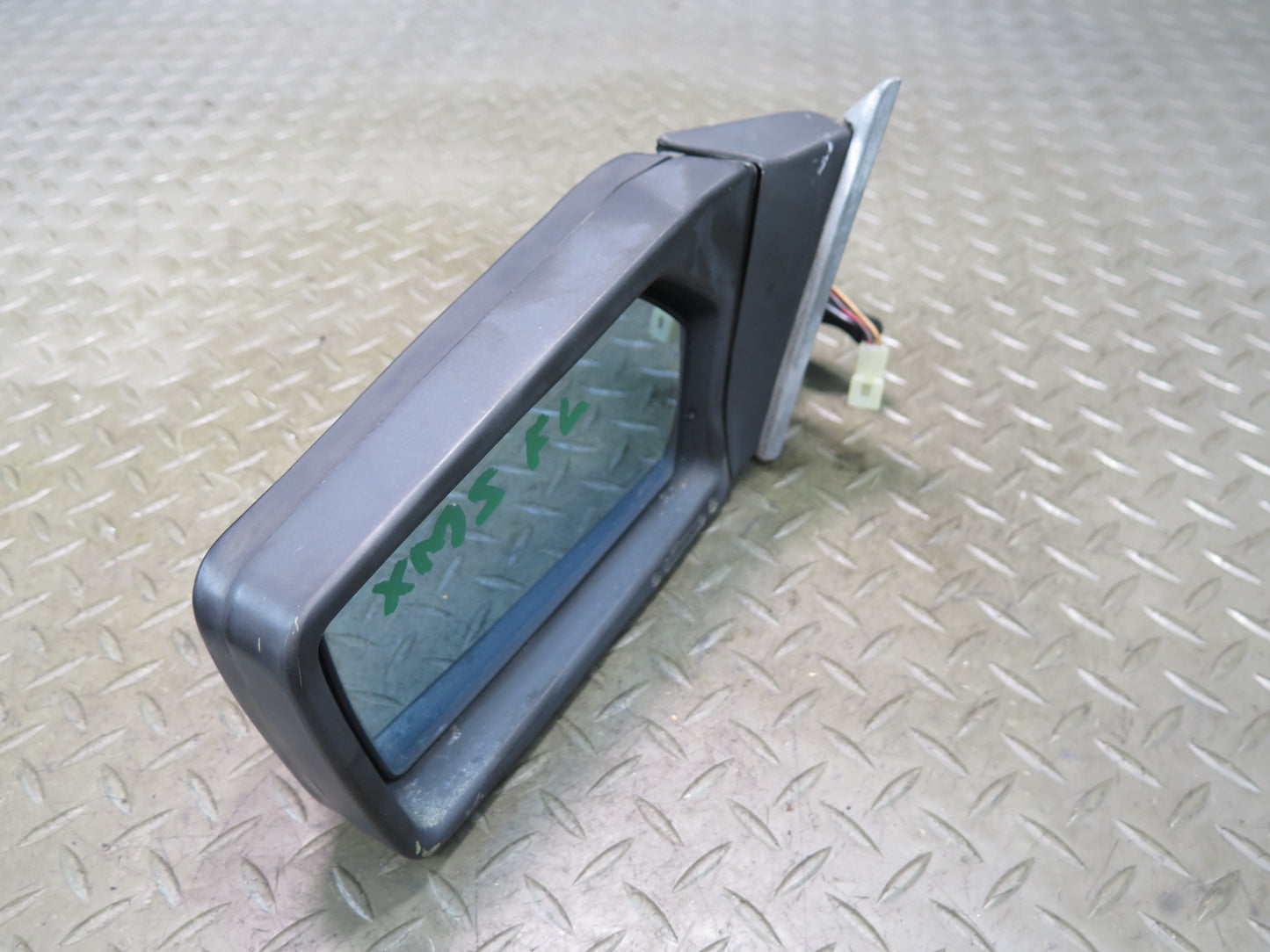 86-91 Mercedes W126 Left Door Exterior Side View Heat Mirror Glass Discoloration