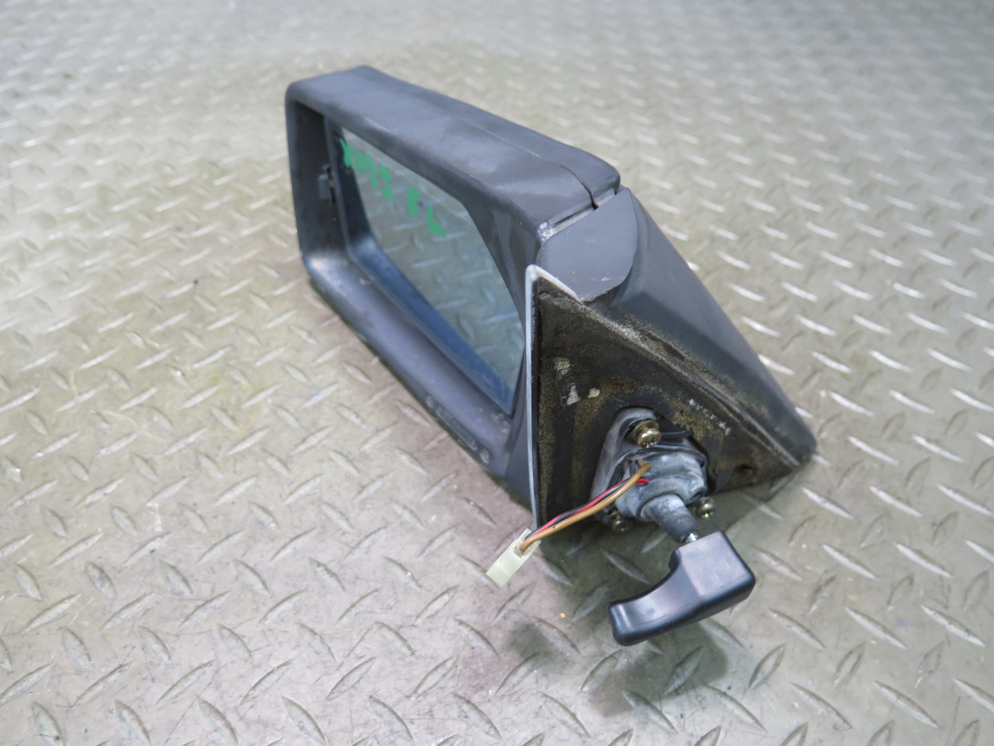 86-91 Mercedes W126 Left Door Exterior Side View Heat Mirror Glass Discoloration