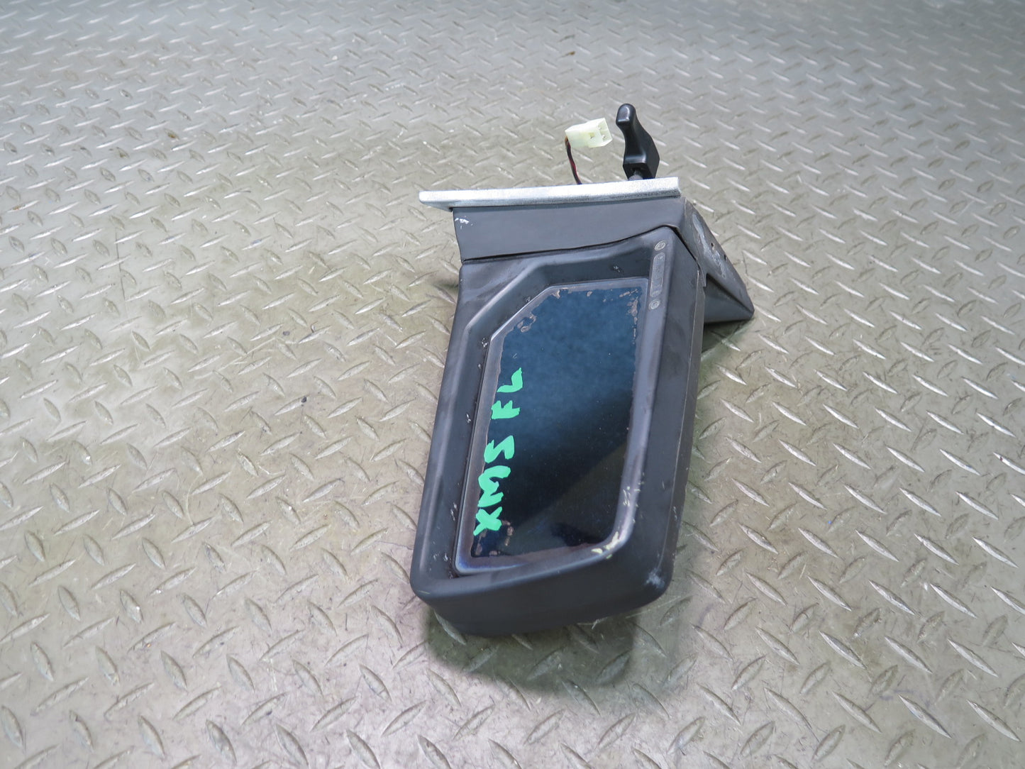 86-91 Mercedes W126 Left Door Exterior Side View Heat Mirror Glass Discoloration