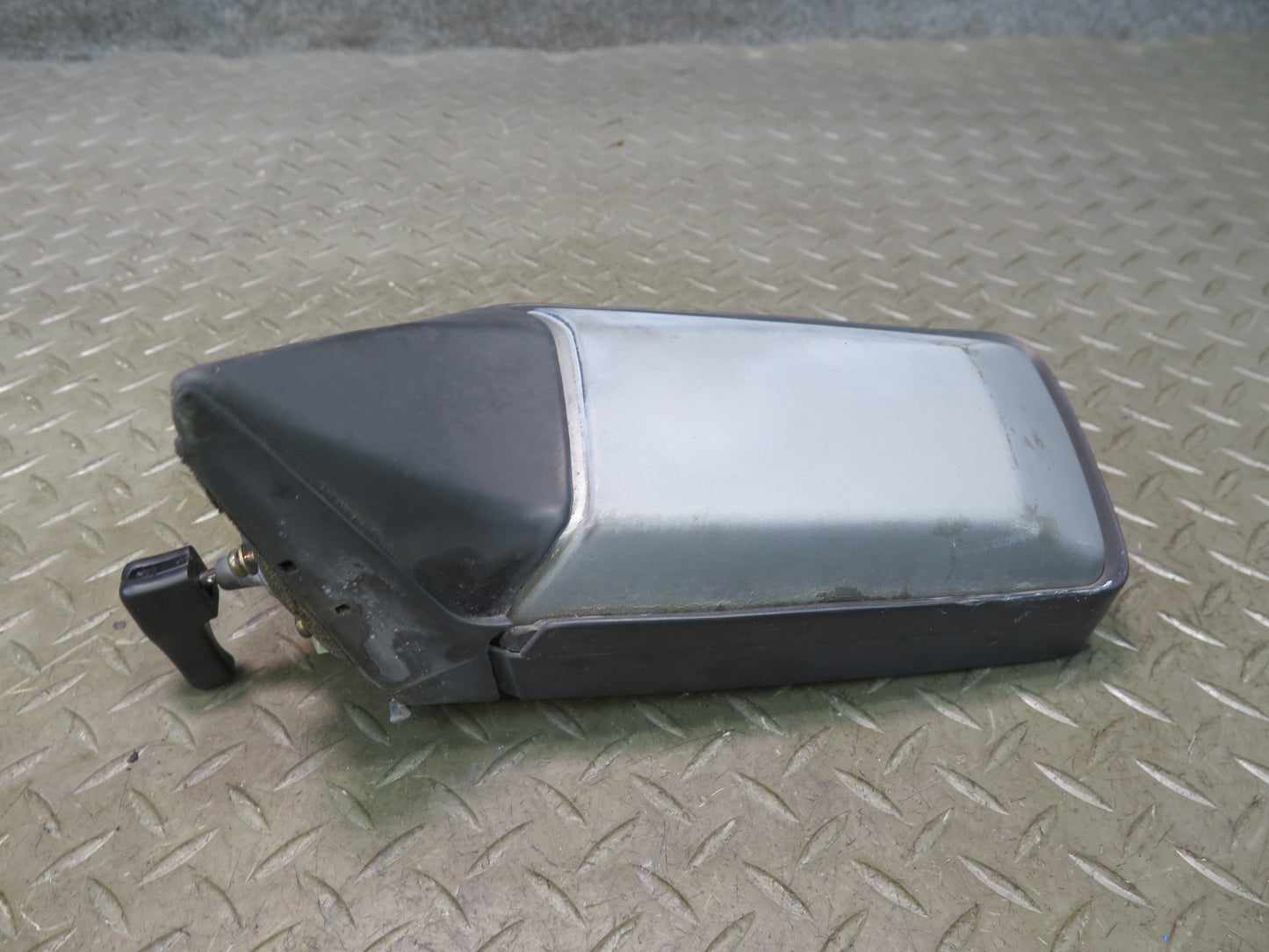 86-91 Mercedes W126 Left Door Exterior Side View Heat Mirror Glass Discoloration