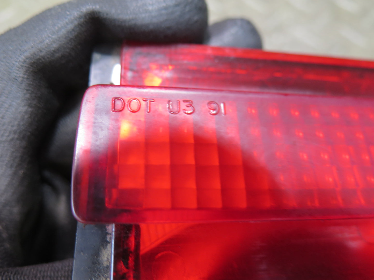 91-96 Chevrolet Corvette C4 Rear Center 3RD Third Brake Light 16514080 OEM