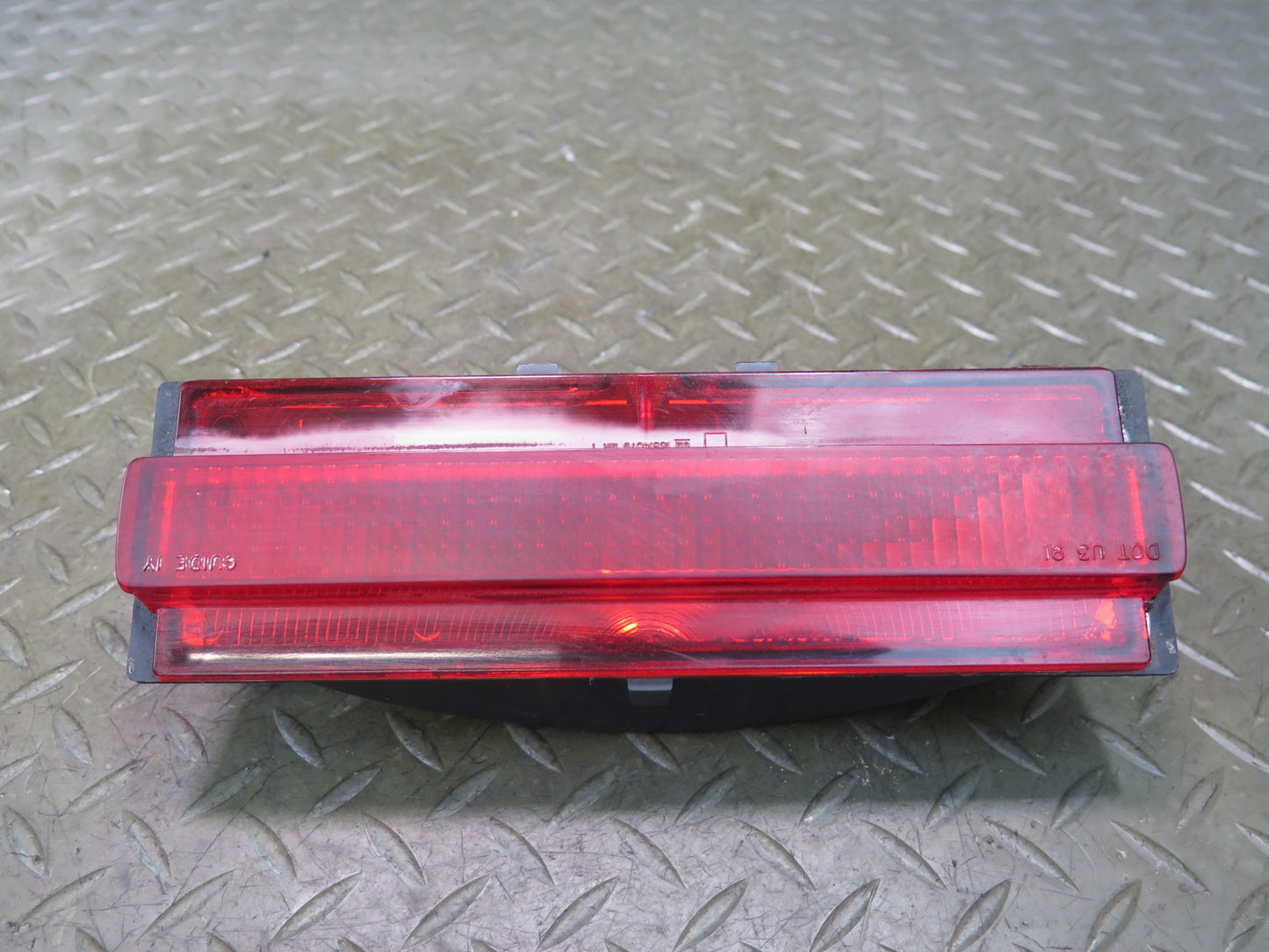91-96 Chevrolet Corvette C4 Rear Center 3RD Third Brake Light 16514080 OEM