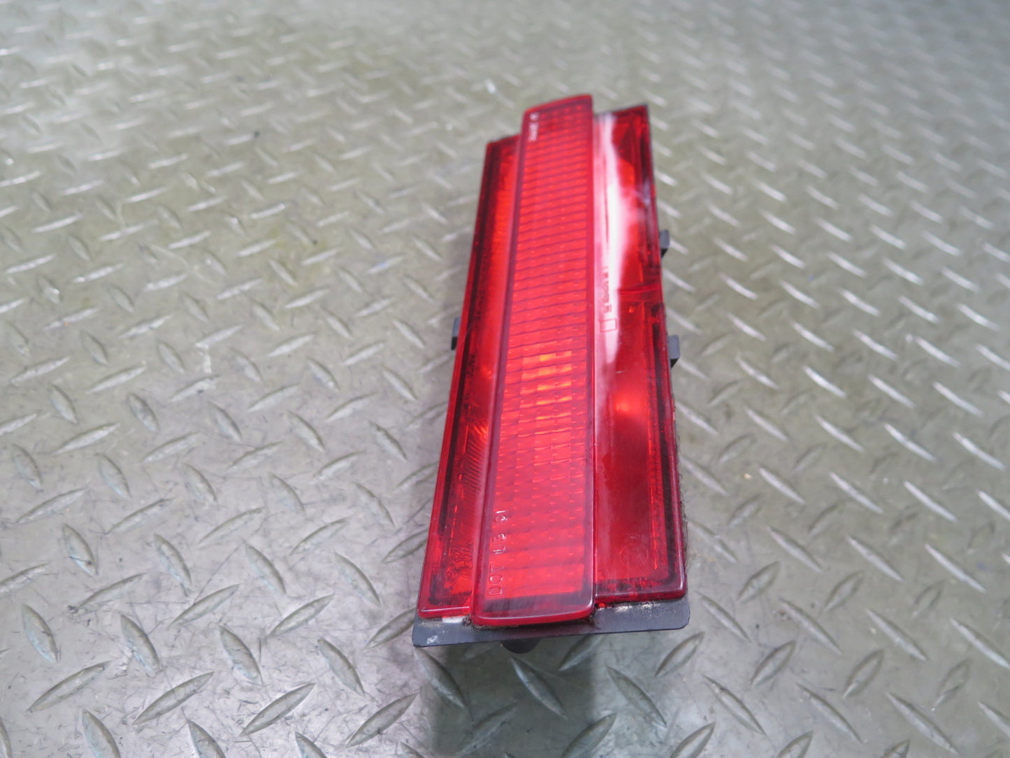 91-96 Chevrolet Corvette C4 Rear Center 3RD Third Brake Light 16514080 OEM
