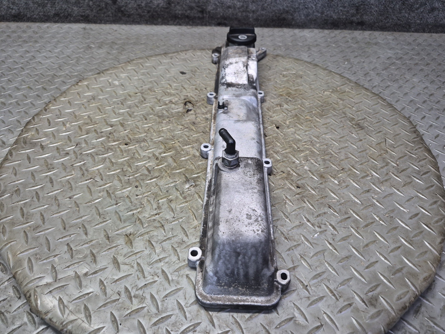 01-05 Lexus JCE10L IS300 3.0L 2JZGE Vvt-i Set of 2 Engine Valve Cover OEM