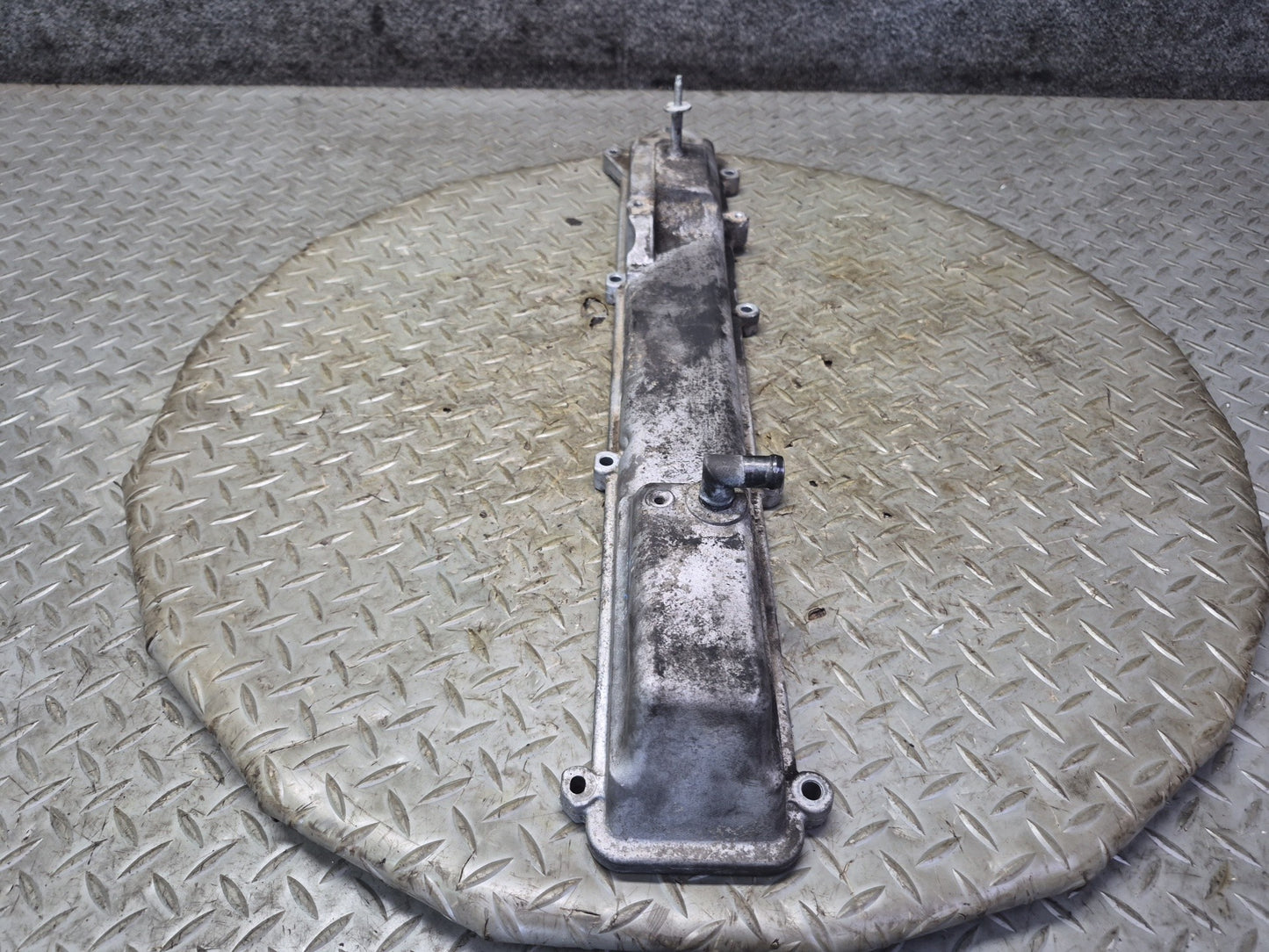 01-05 Lexus JCE10L IS300 3.0L 2JZGE Vvt-i Set of 2 Engine Valve Cover OEM