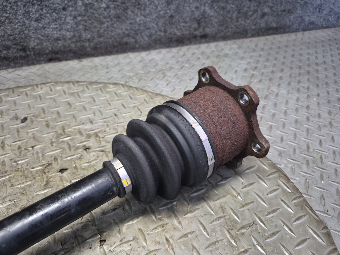 04-09 Nissan 350Z Z33 M/T Convertible Rear Left Suspension Axle Shaft OEM