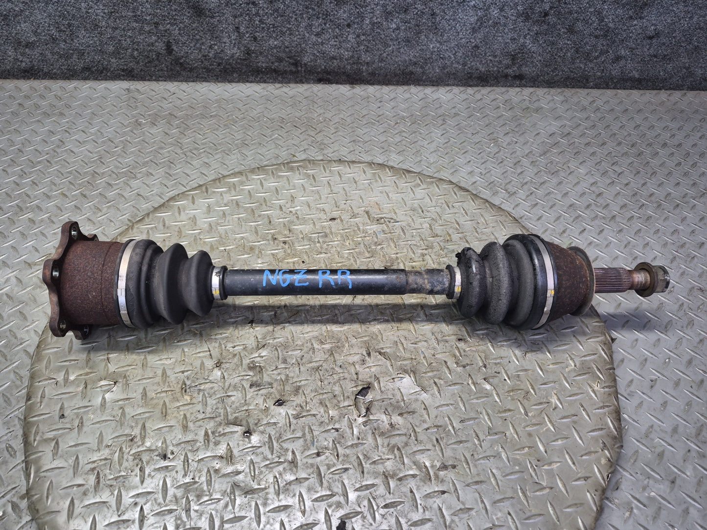 04-09 Nissan 350Z Z33 Convertible M/T Rear Right Suspension Axle Shaft OEM