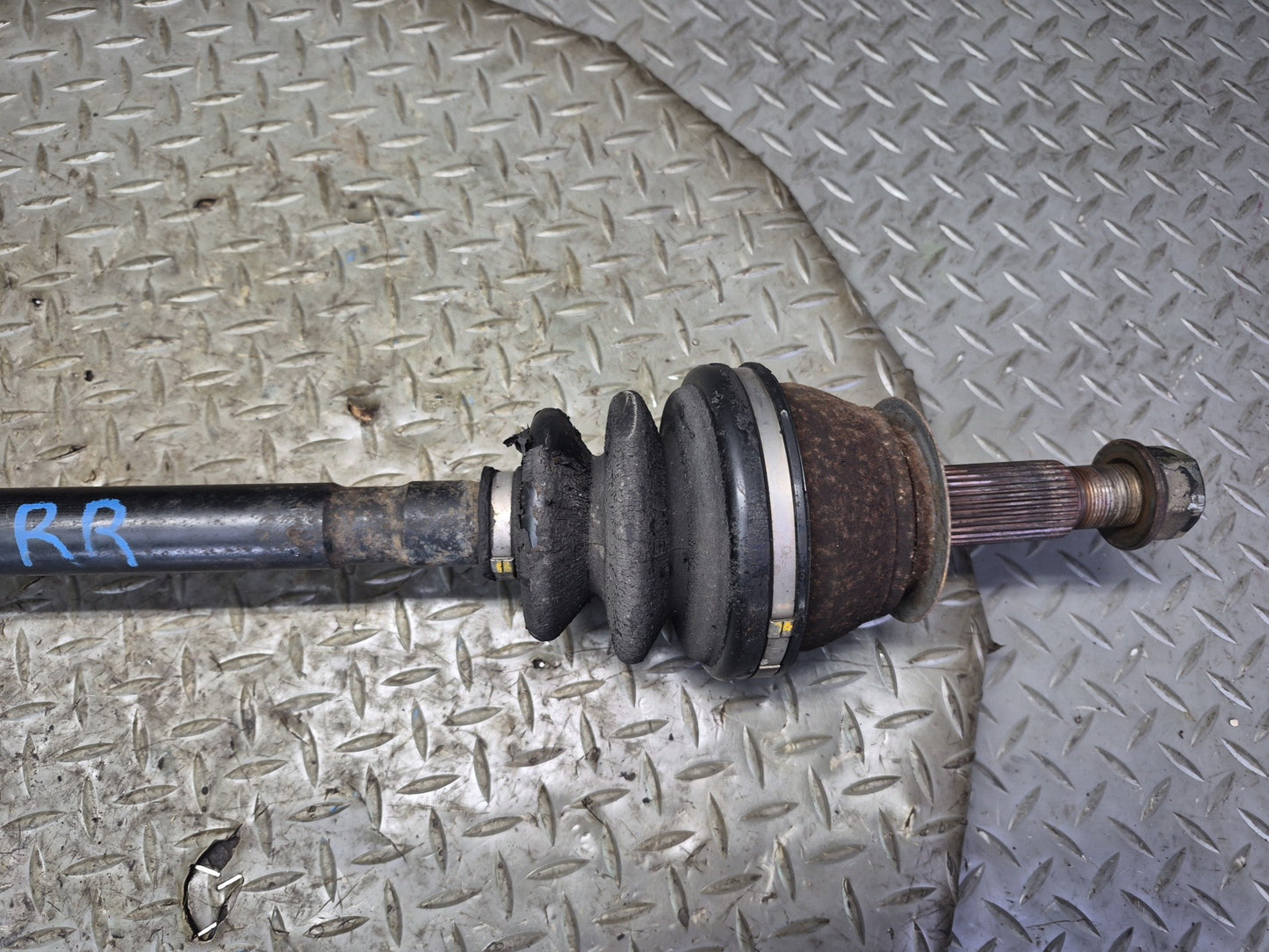 04-09 Nissan 350Z Z33 Convertible M/T Rear Right Suspension Axle Shaft OEM