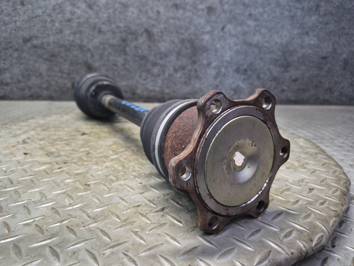 04-09 Nissan 350Z Z33 Convertible M/T Rear Right Suspension Axle Shaft OEM