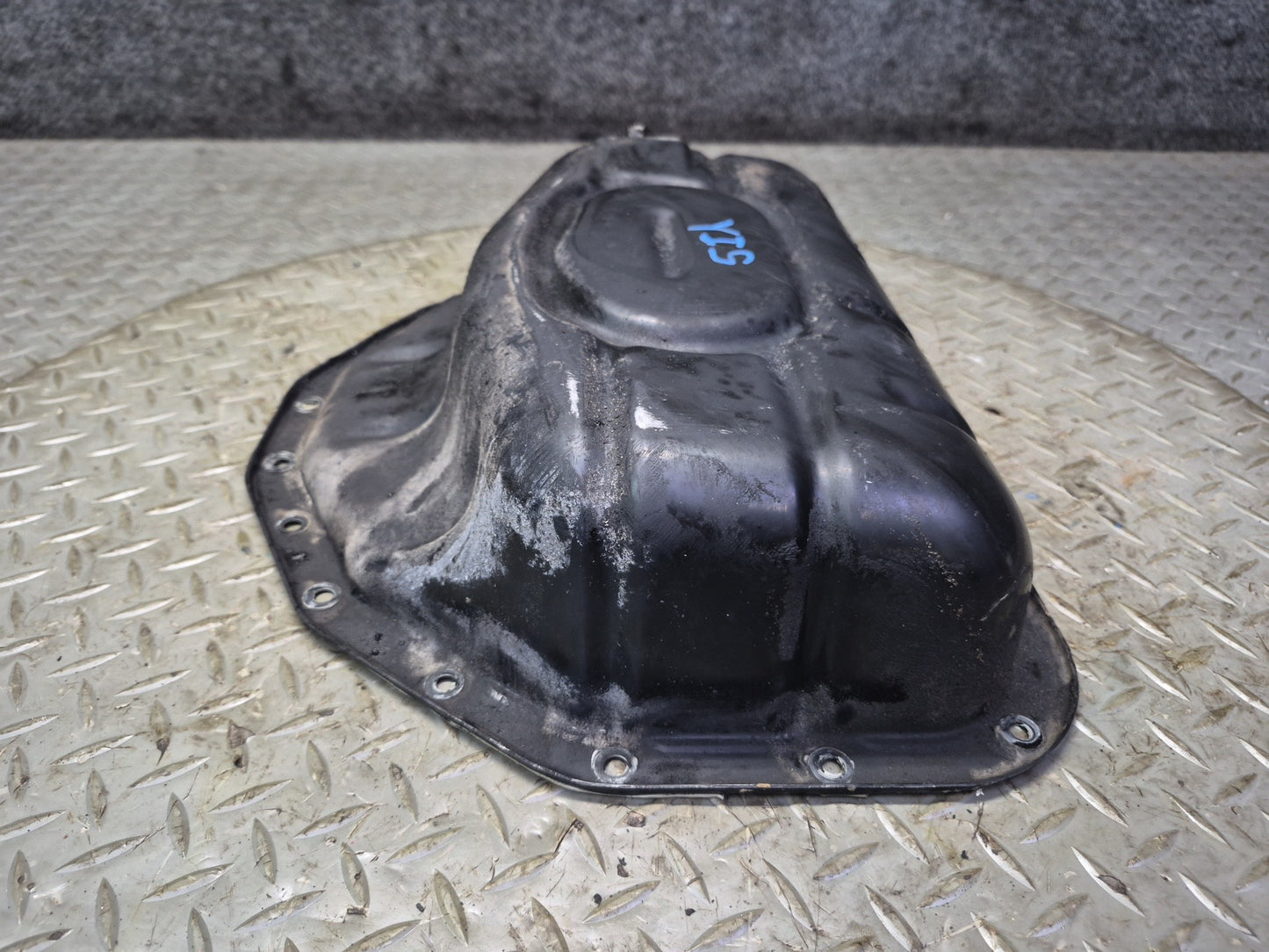 01-05 Lexus JCE10L IS300 3.0L 2JZGE Vvt-i Engine Motor Lower Oil Pan OEM