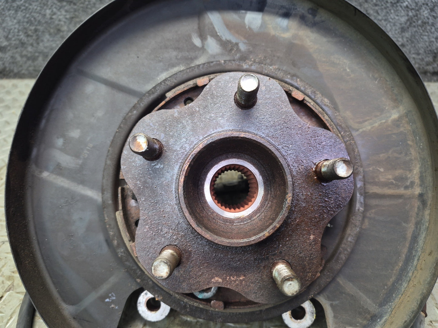 03-09 Nissan Z33 350Z Rear Right Spindle Knuckle Wheel Hub Bearing w Cable OEM