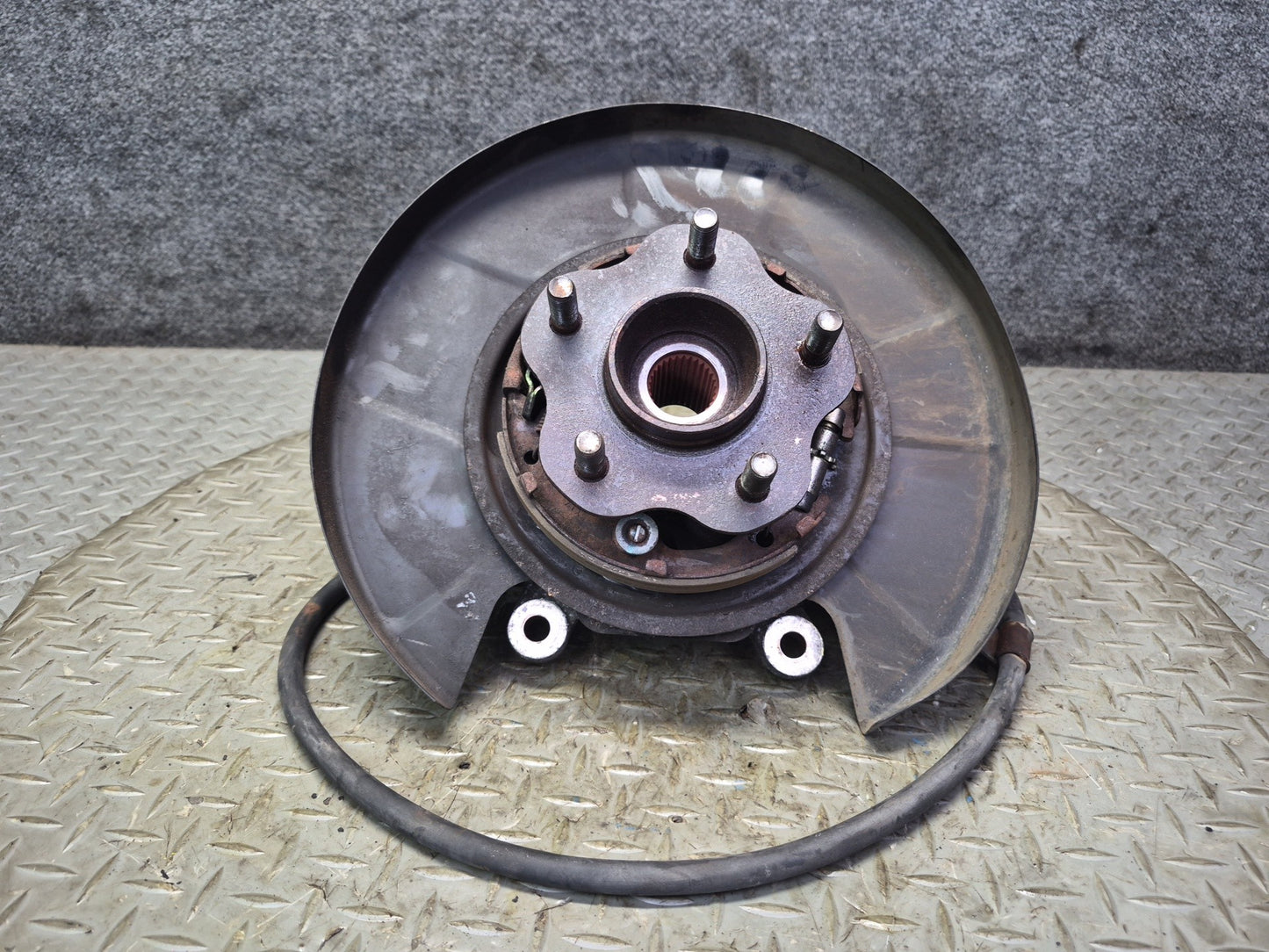 03-09 Nissan Z33 350Z Rear Right Spindle Knuckle Wheel Hub Bearing w Cable OEM