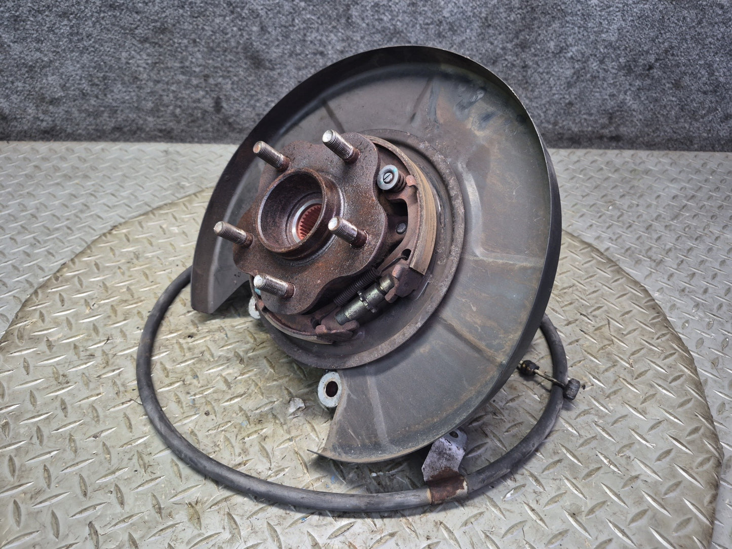 03-09 Nissan Z33 350Z Rear Right Spindle Knuckle Wheel Hub Bearing w Cable OEM